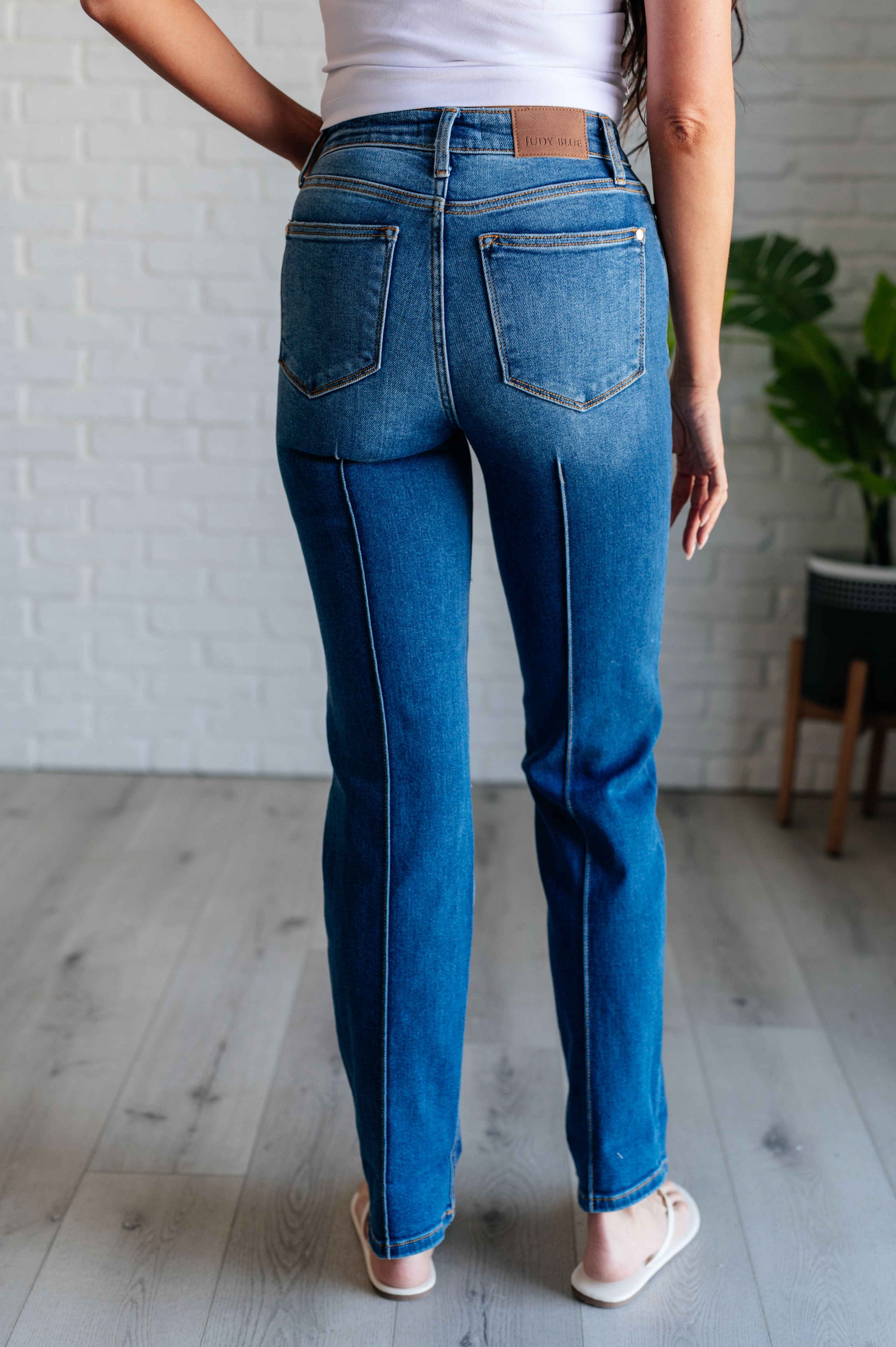 Judy Blue - Campbell High Rise Center Seam Detail Straight Jeans