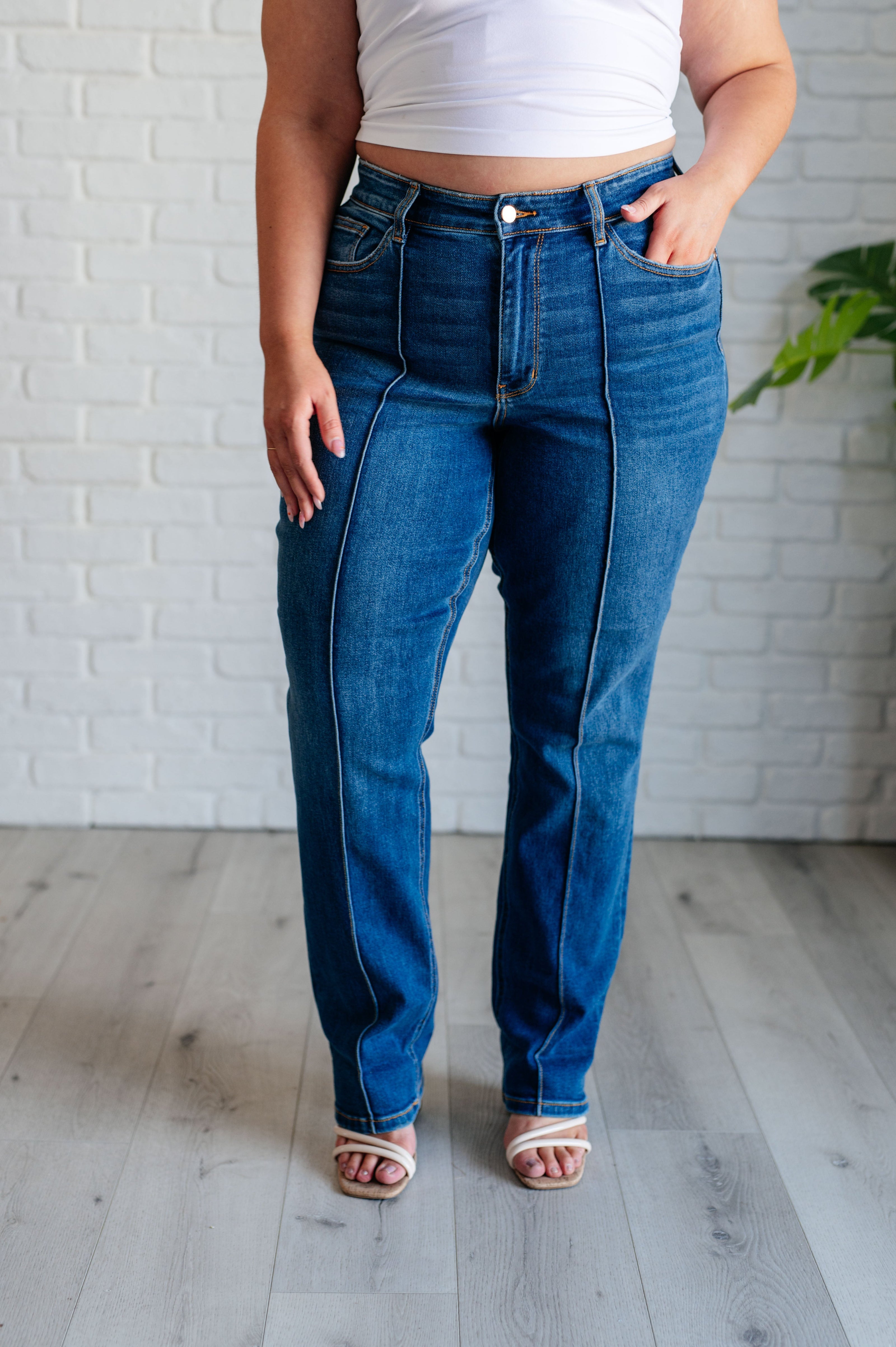 Judy Blue - Campbell High Rise Center Seam Detail Straight Jeans