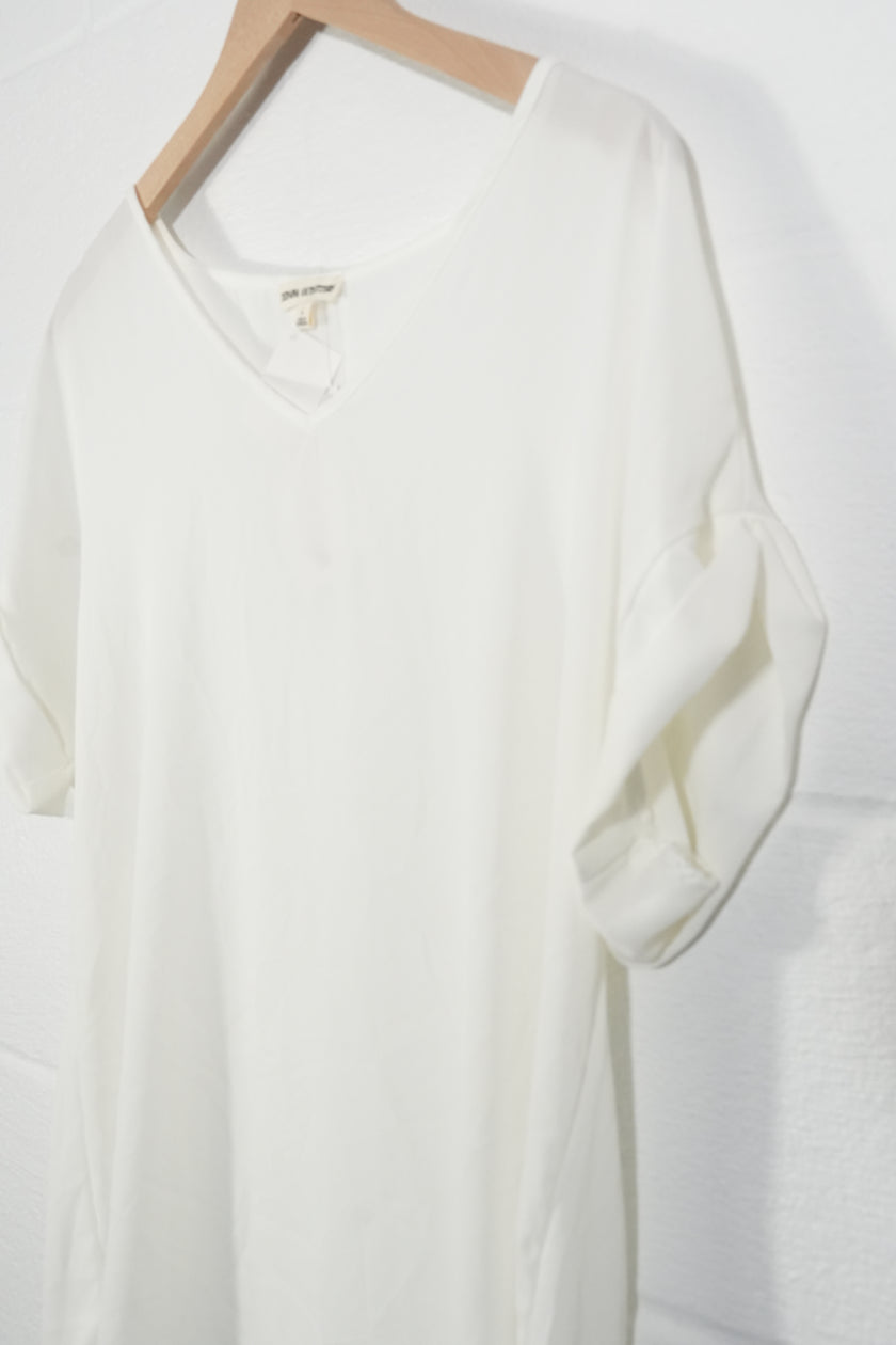 Zenana Outfitters Blouse Women Large White V-Neck Short Sleeve Rolled Cuff Top