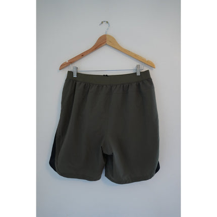 Under Armour Green Shorts Size Large