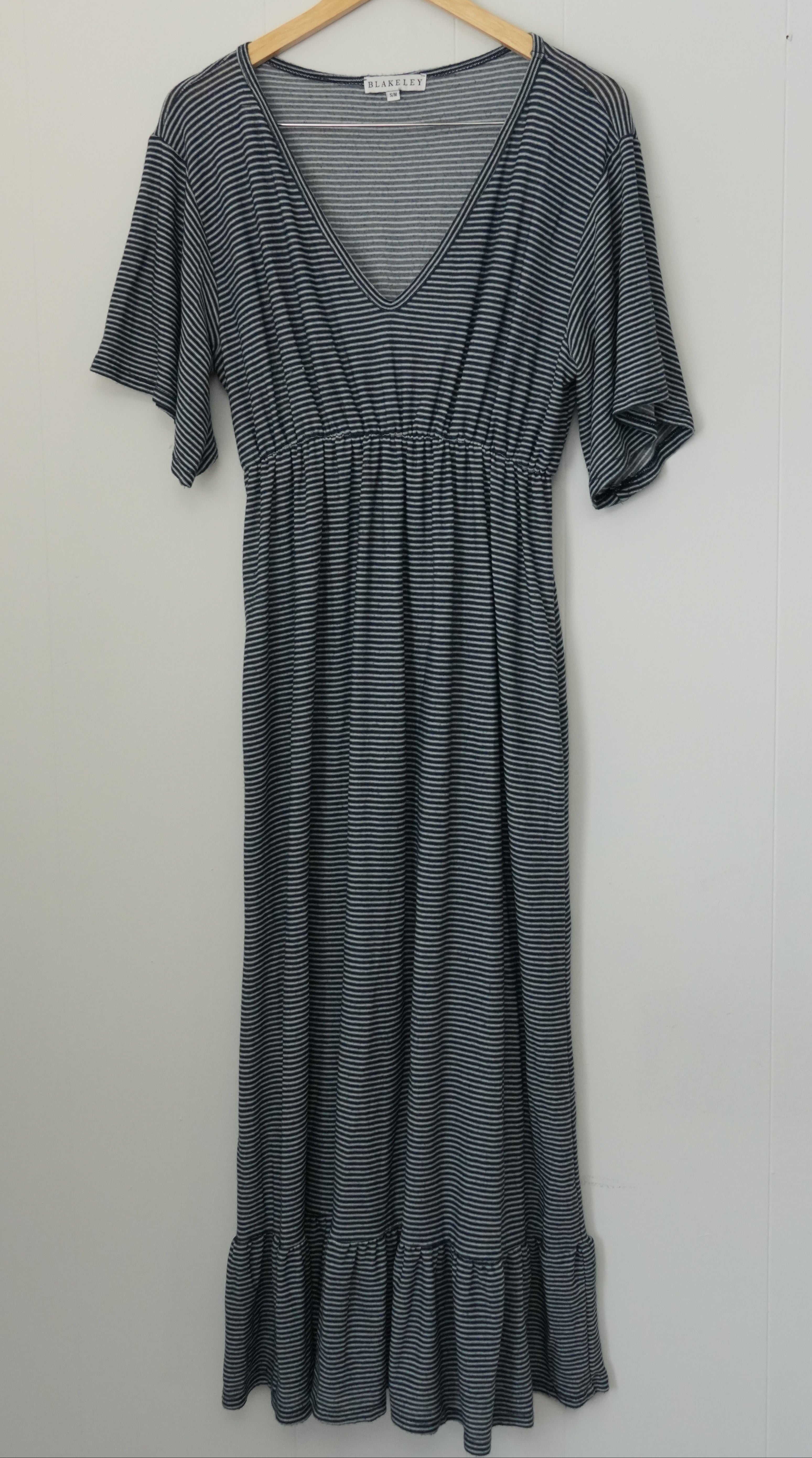 Blakeley Maxi Dress Women Small/Medium Dark Navy Blue Striped Ruffle V-Neck