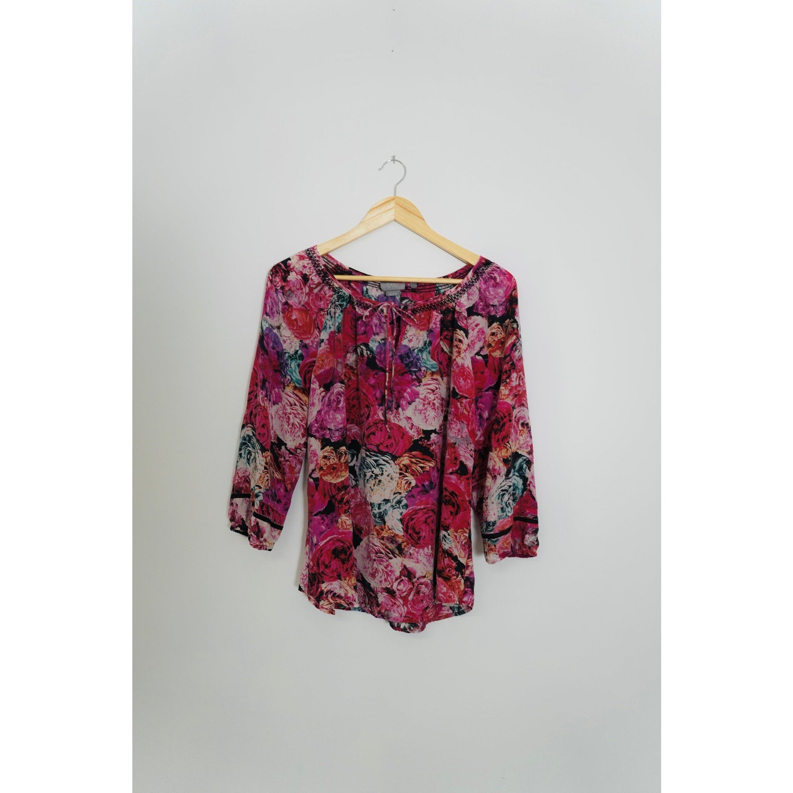 Vanessa Virginia 100% Silk Floral Blouse Size Medium