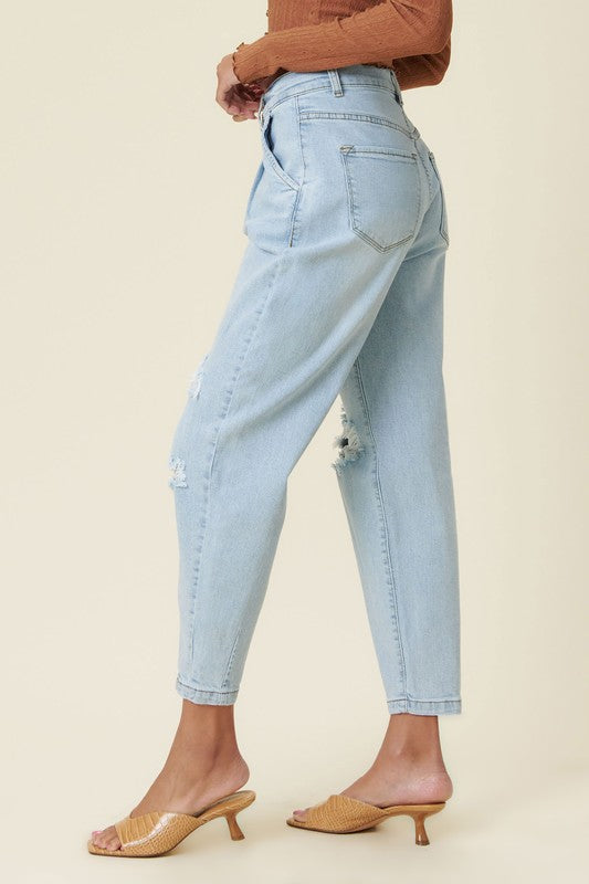 Distressed Slouchy Jeans
