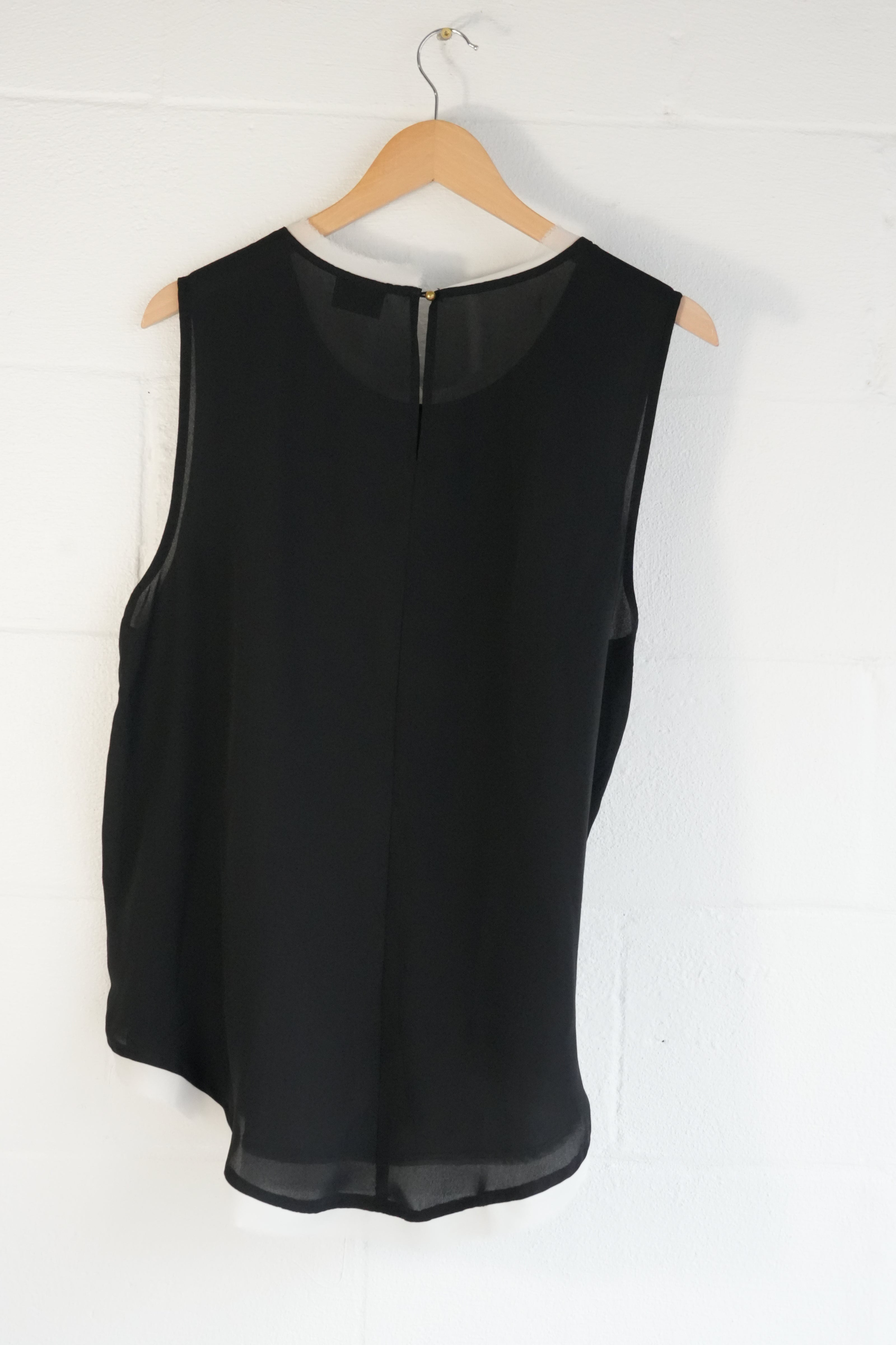Who What Wear Womens Sleeveless Layered Blouse Black White Medium Keyhole Back