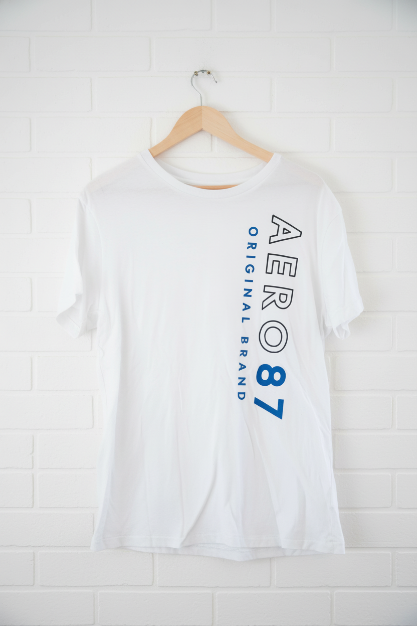 Men's Aeropostale White Graphic T-shirt Size Medium