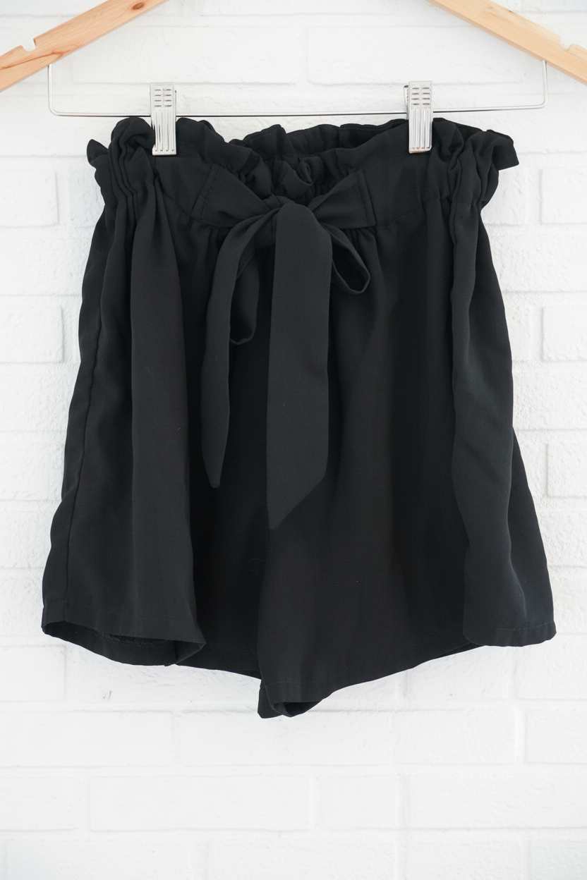 Shein Black Belted Shorts Size Medium