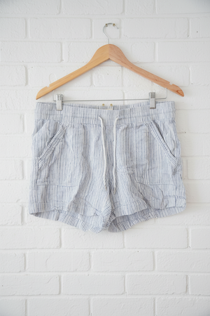 St. John’s Bay Blue Stripped Shorts Size Medium