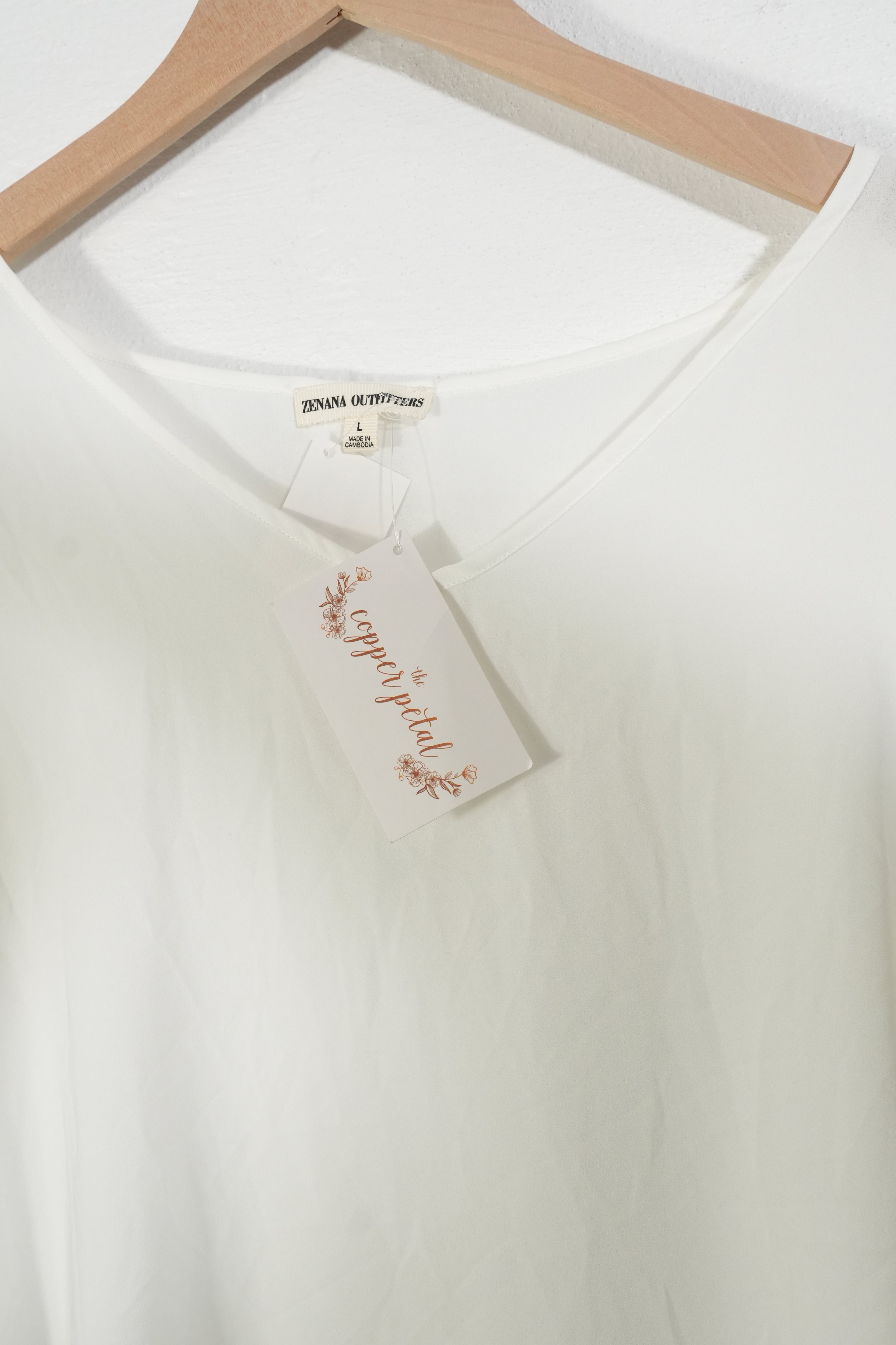 Zenana Outfitters Blouse Women Large White V-Neck Short Sleeve Rolled Cuff Top