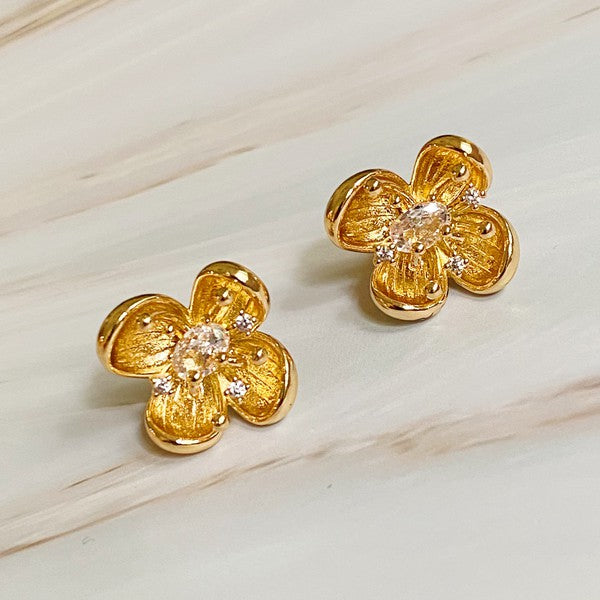 Artful Dogwood Flower Stud Earrings