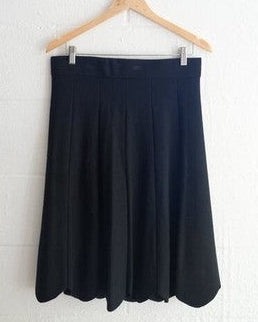 Scoop Black Pleated Knit Midi Skirt Size Medium