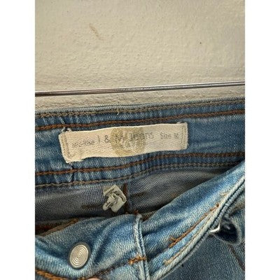 L&M Jeans Light Wash Mid-Rise Distressed Denim Shorts Size Medium kids