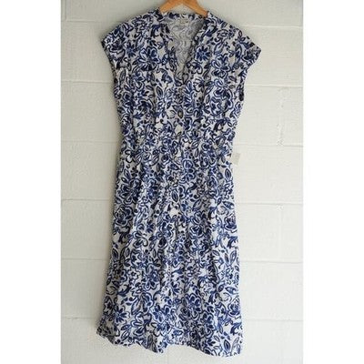 Free Assembly Button Front Dress Women Large Blue White Floral Elastic Waist