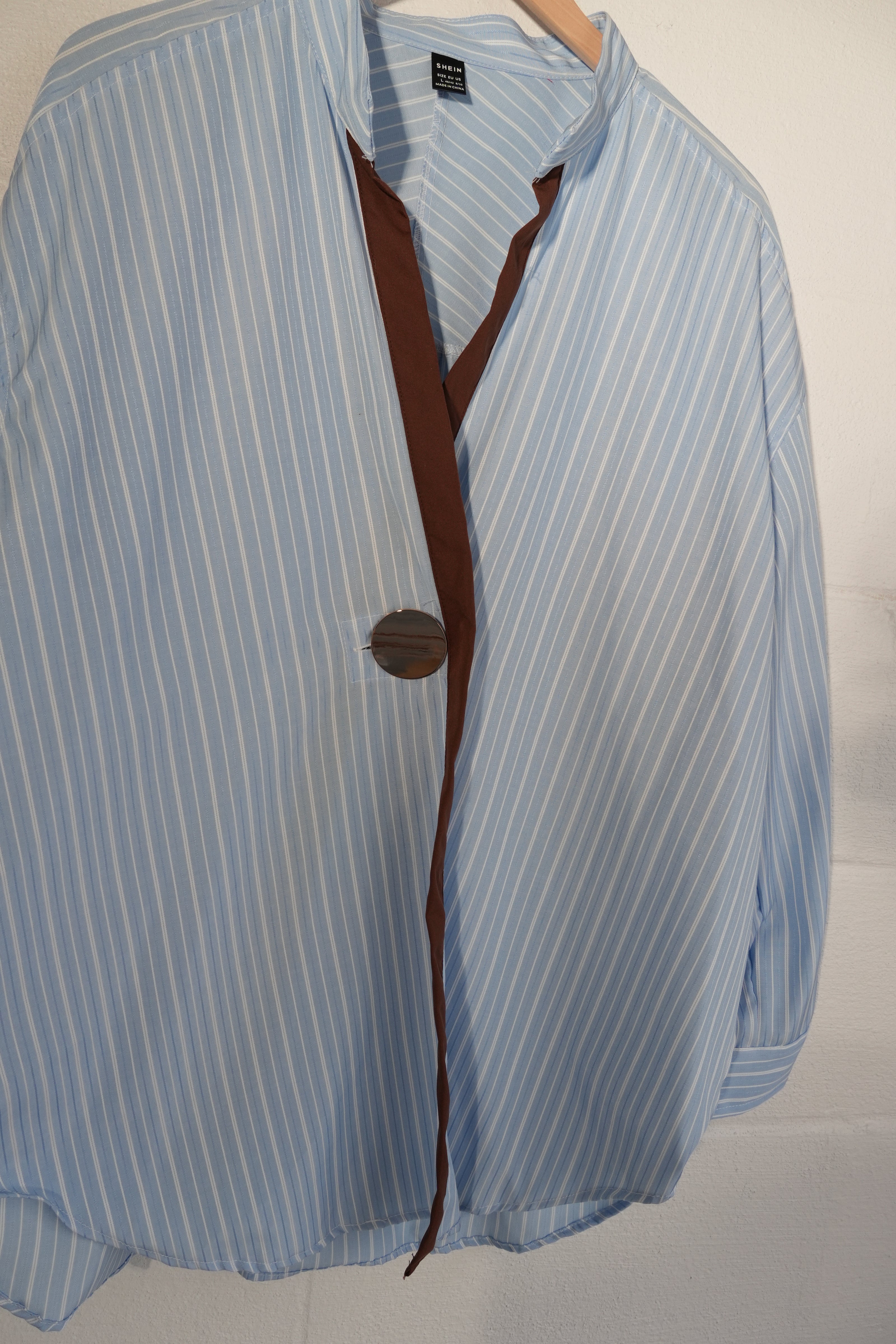 SHEIN Button Up Shirt Women Large Blue White Striped Contrast Trim Stand Collar