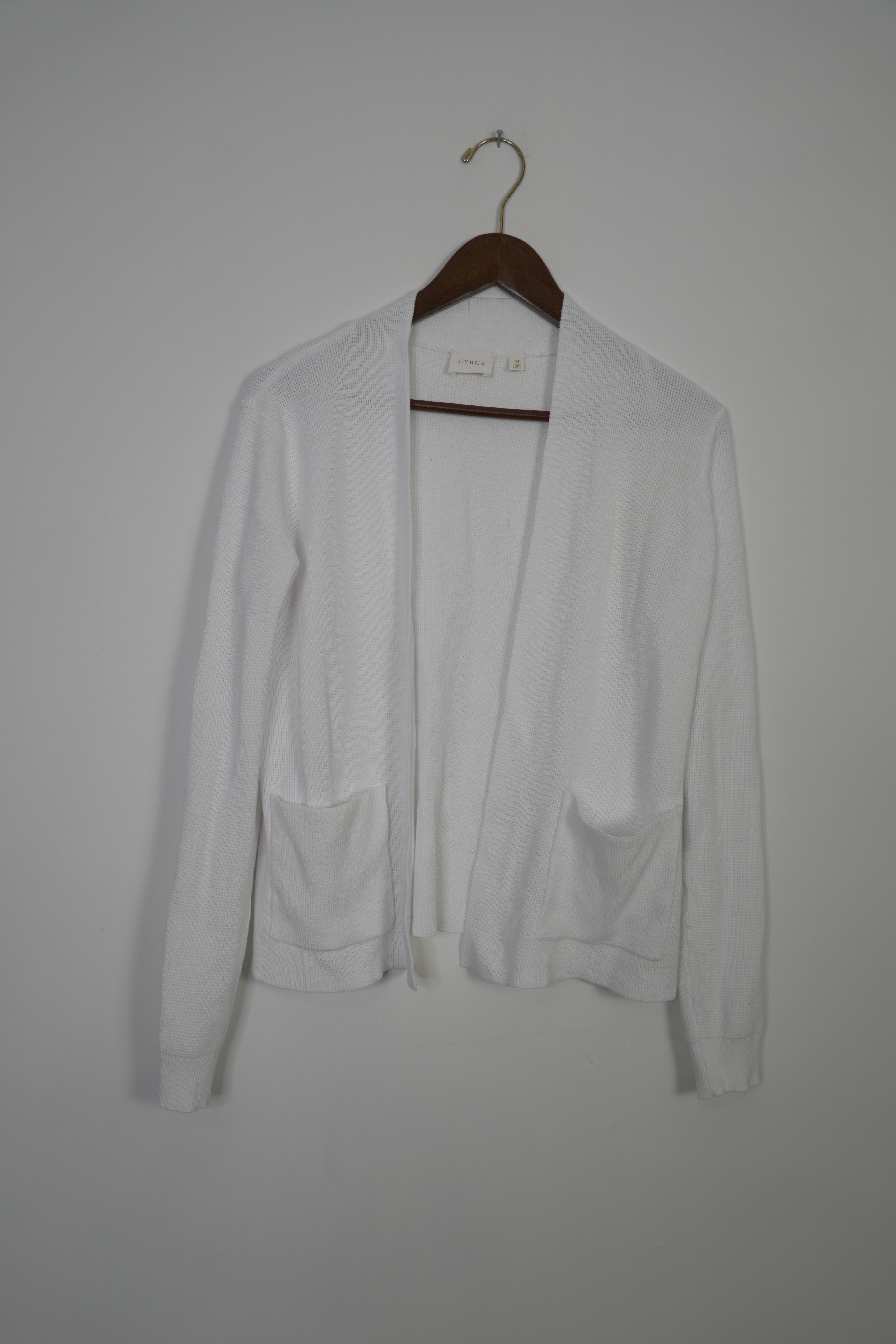 Cyrus White Waffle Knit Cardigan Size Medium