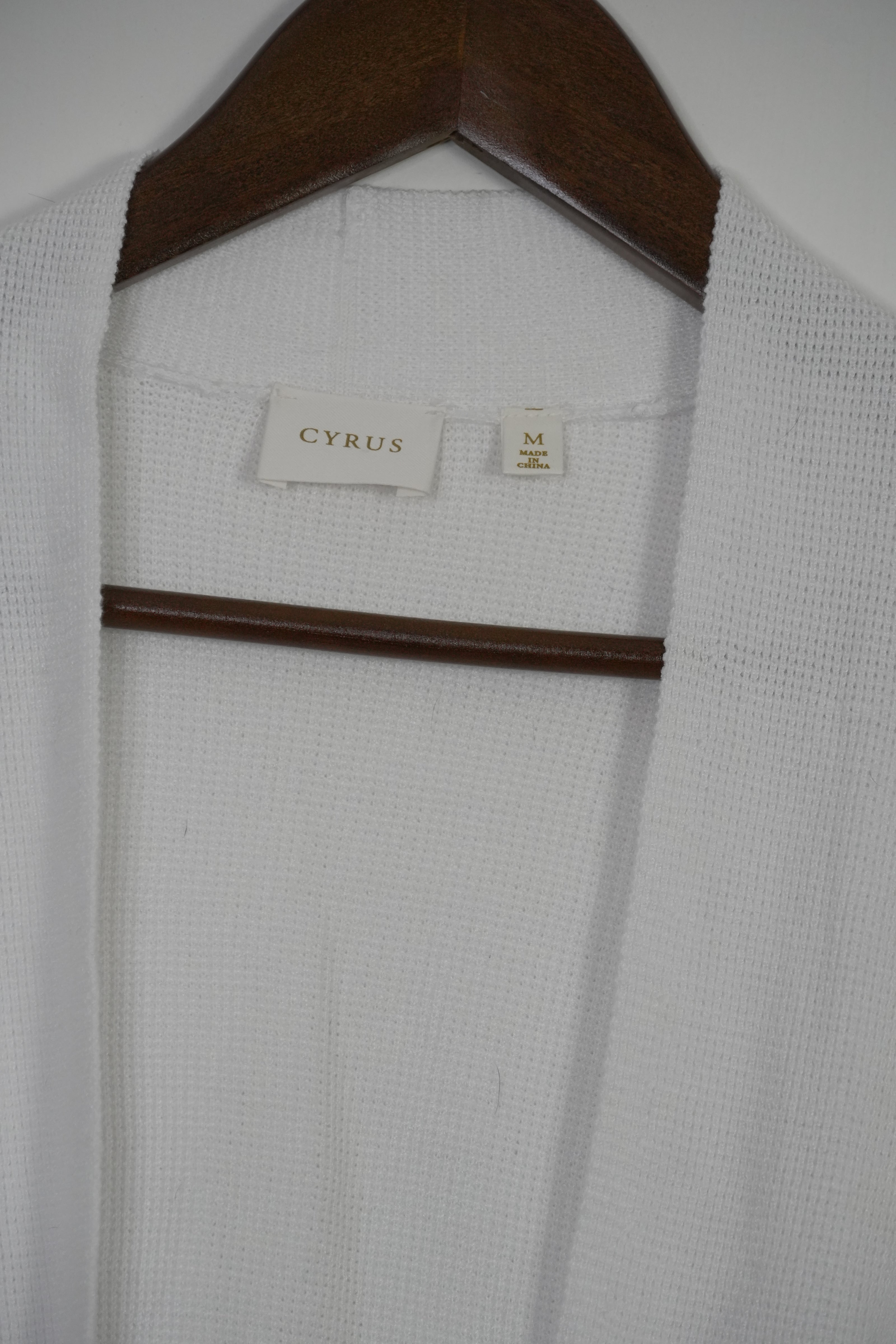 Cyrus White Waffle Knit Cardigan Size Medium