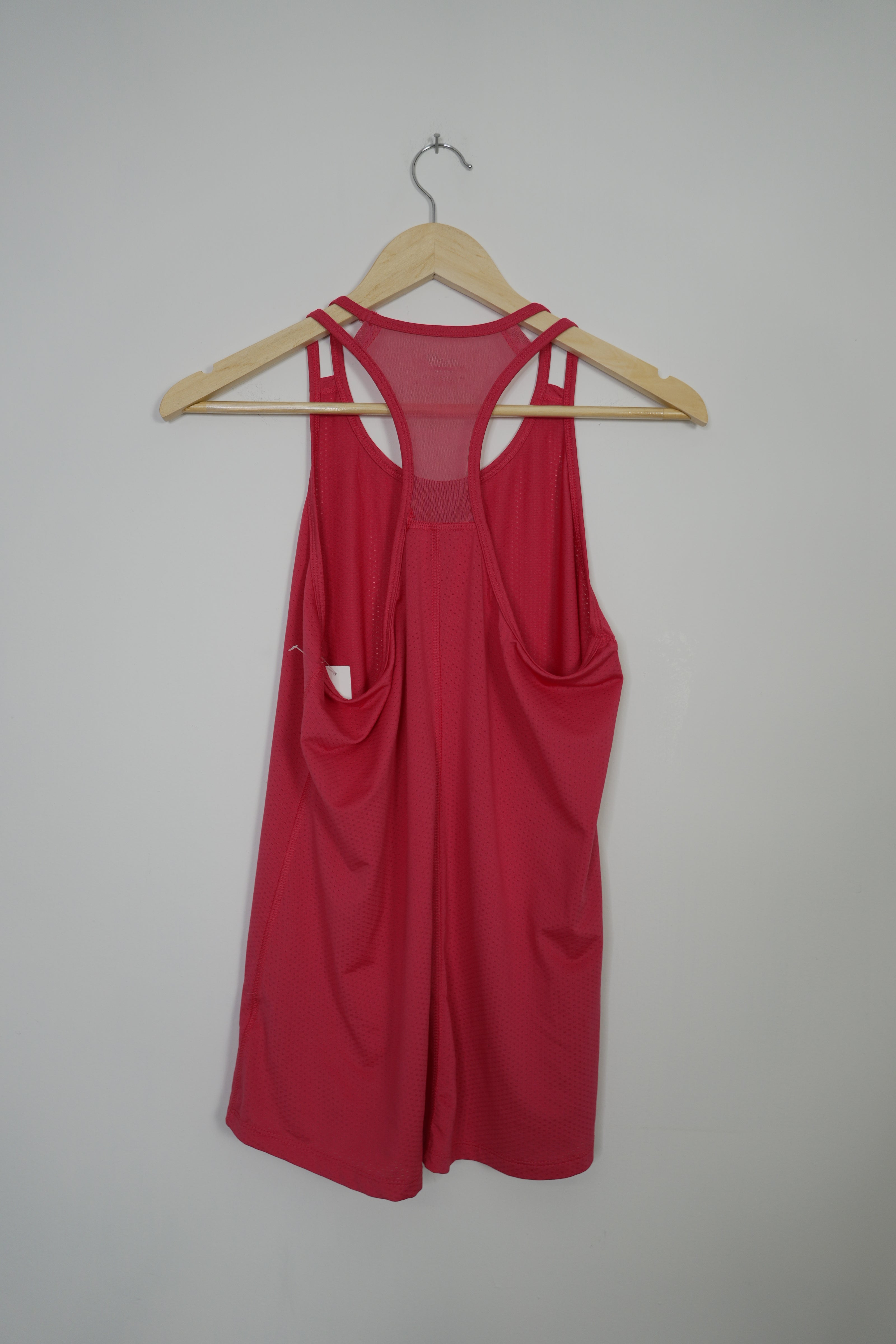 AVIA Pink Athletic Razorback Tank Top Size Small