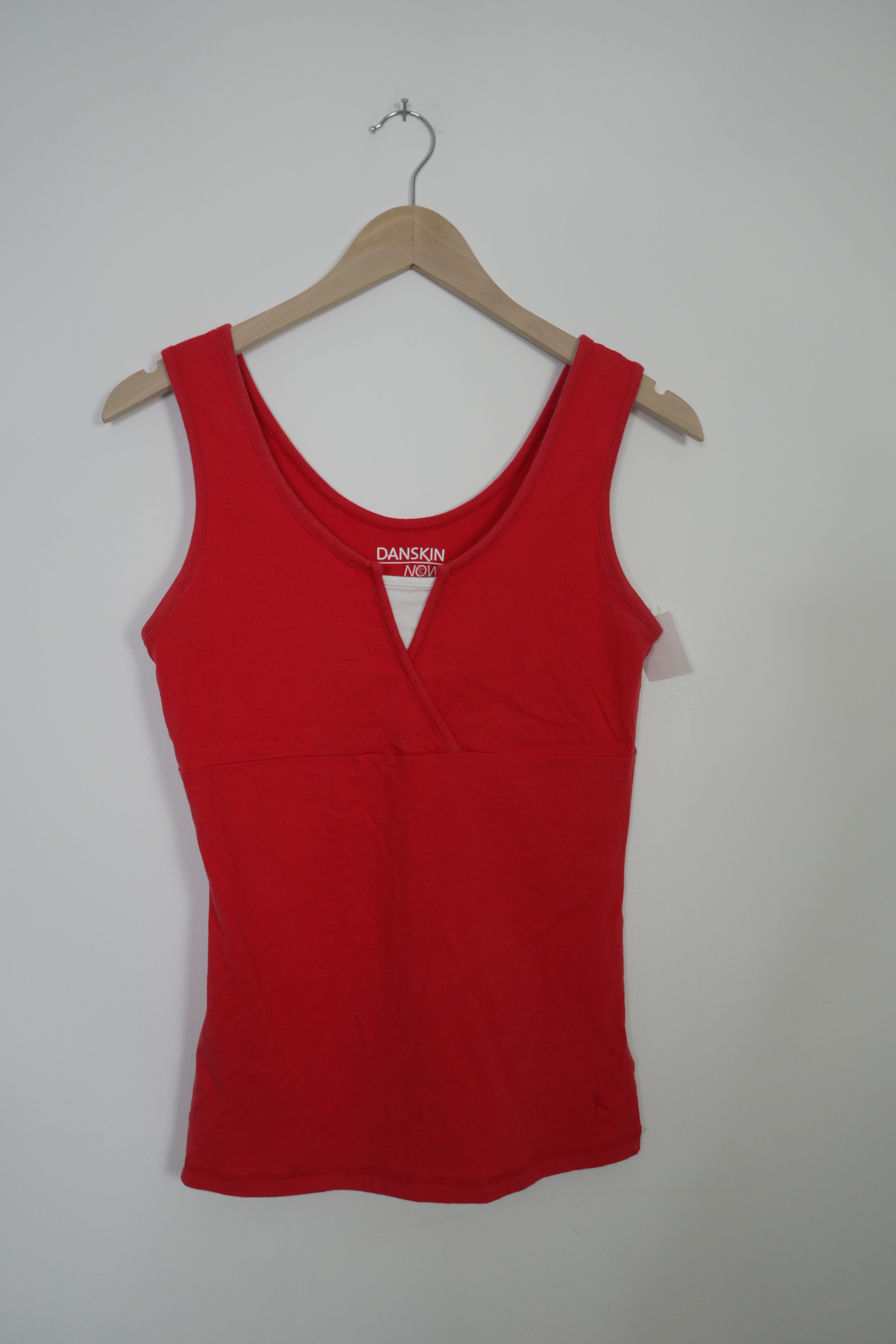 Danskin Now Red Active Tank Size Small