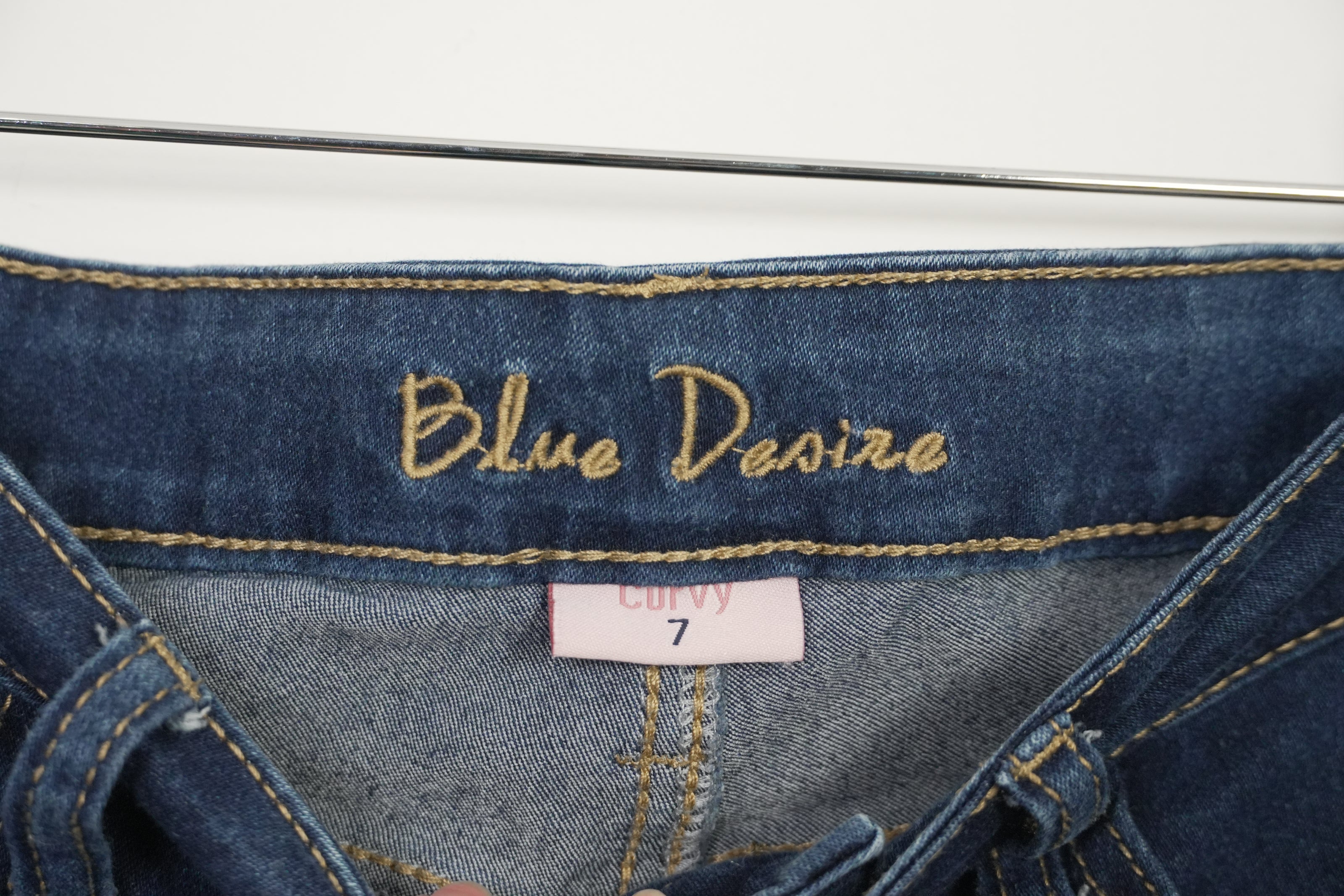 Blue Desire Dark Wash Curvy Skinny Jeans Size 7