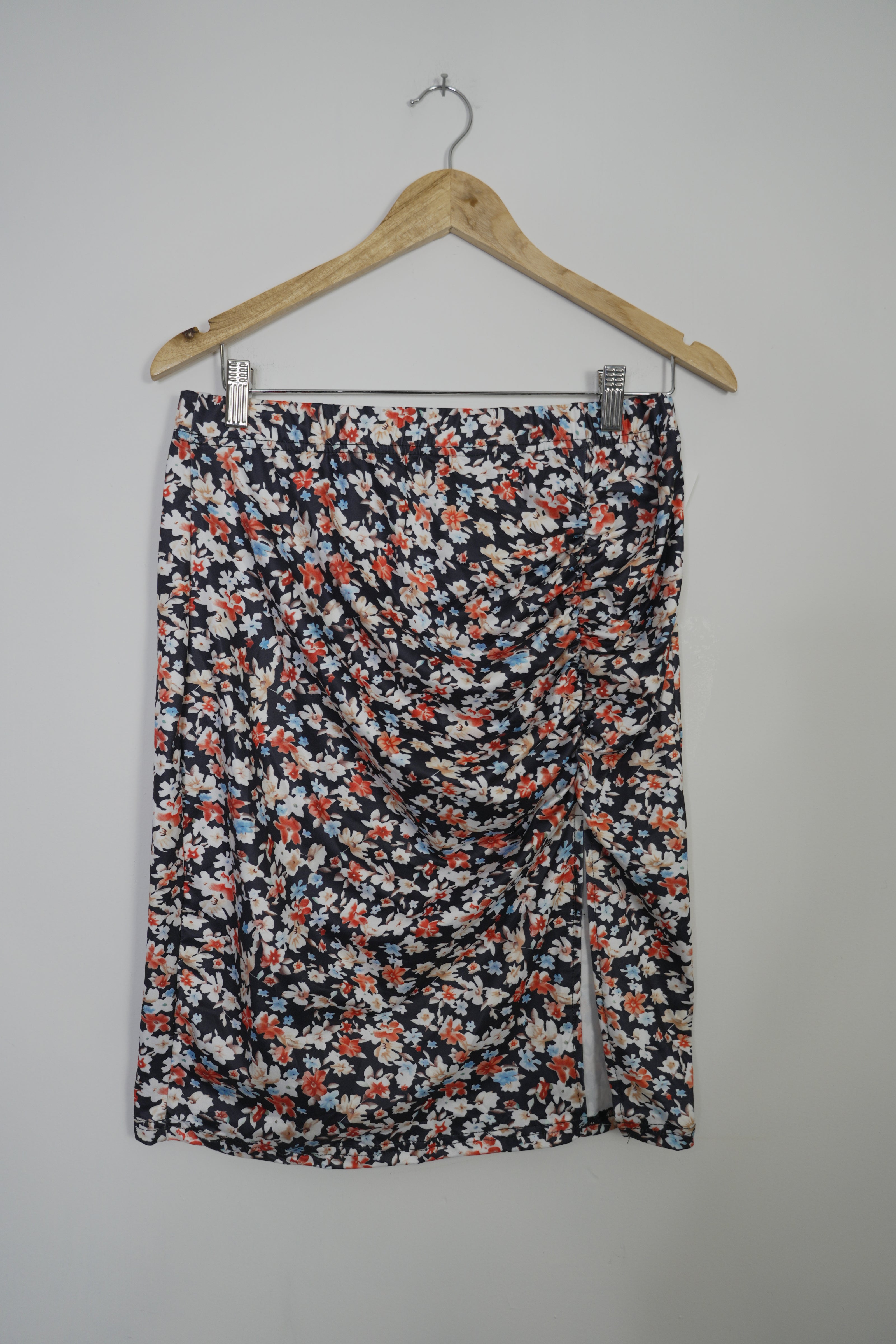 Black and Floral Ruched Skirt with Side Slit Size Large