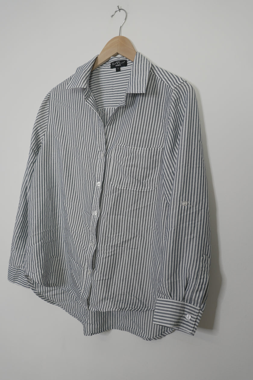 Grey Stripped Long Sleeve Button Up Blouse Size Small