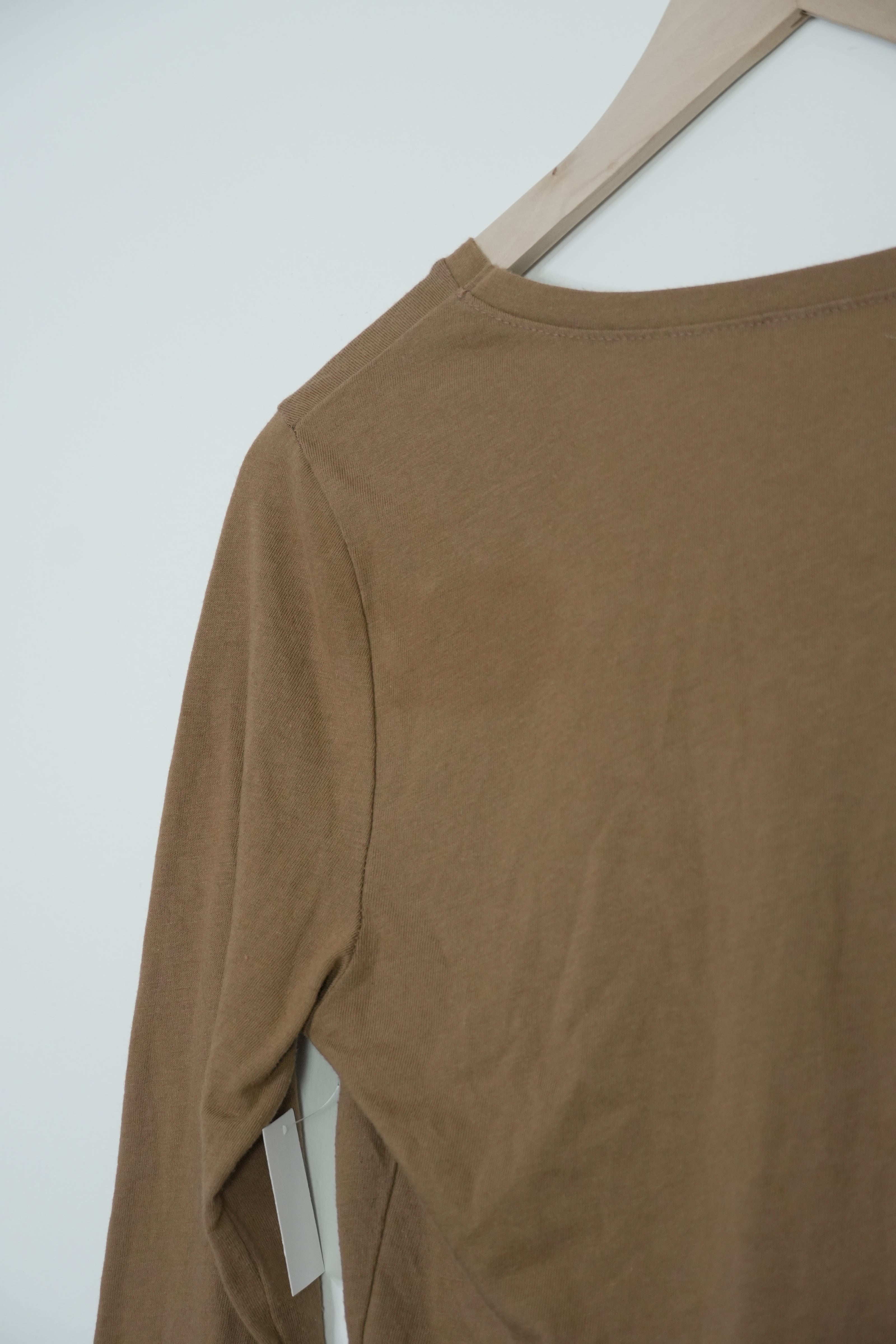 Juniors Brown Long Sleeve Top Size Medium