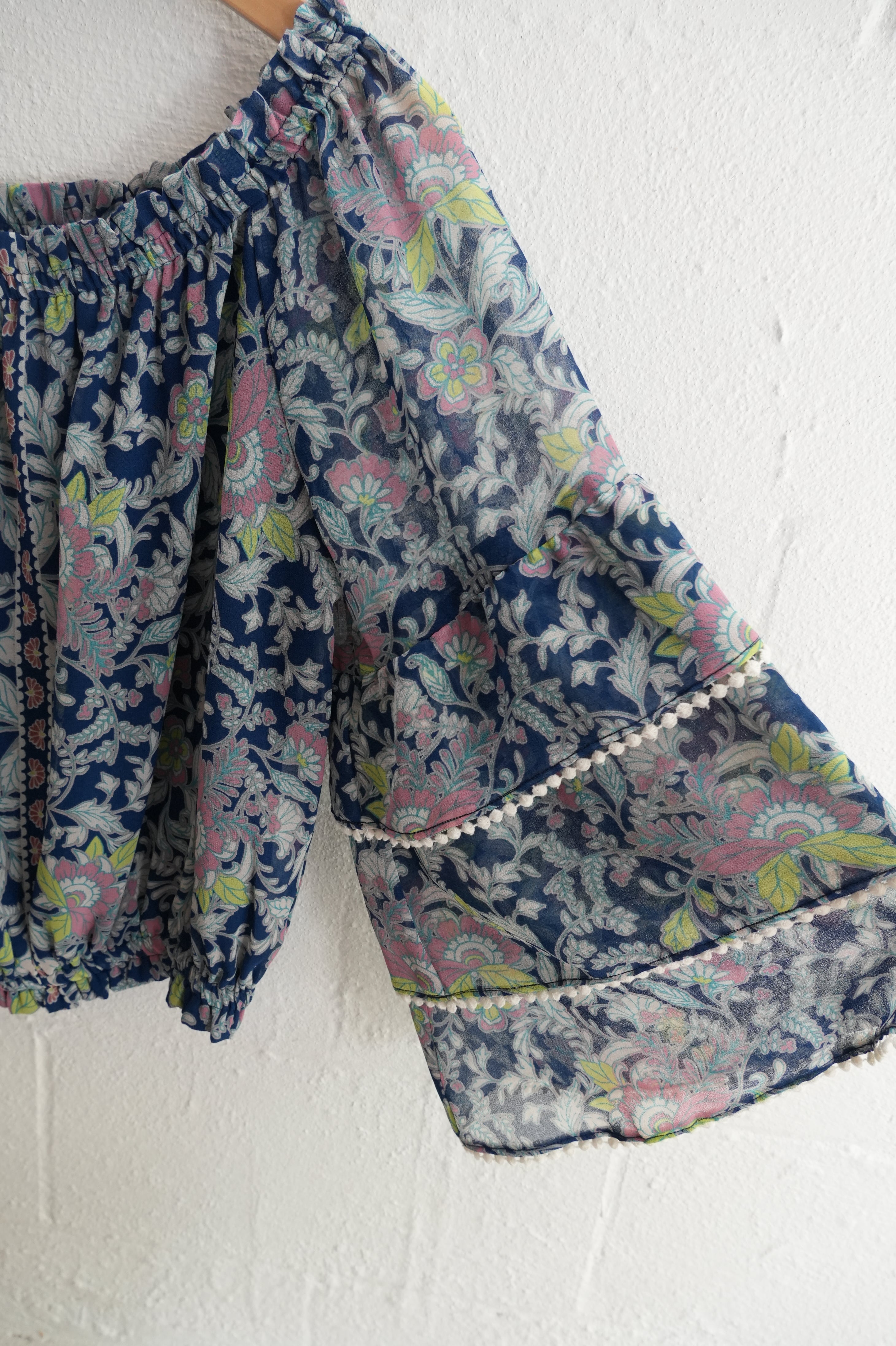 Navy Floral Off-Shoulder Ruffle Sleeve Top Size Medium