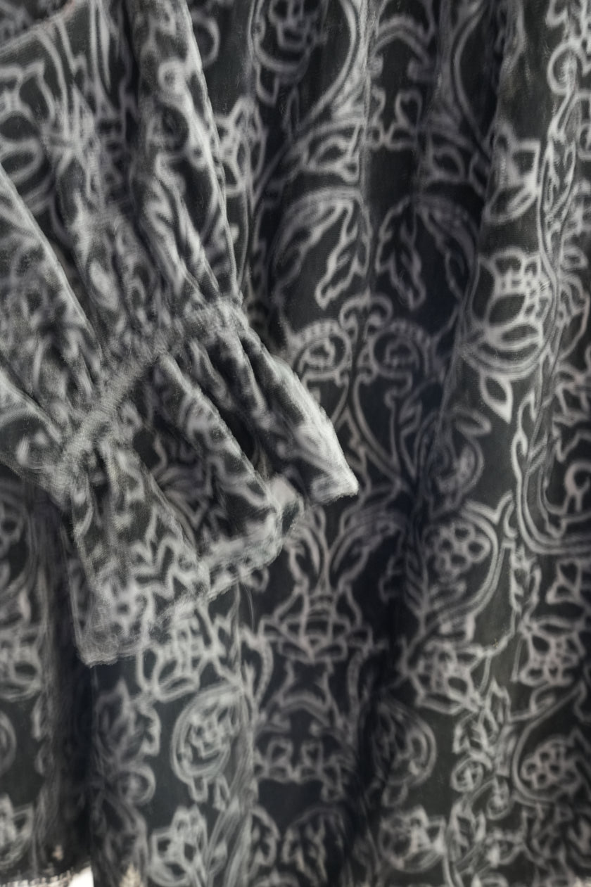 Tantrums Black Velvet Floral Burnout Off-Shoulder Top with Lace Trim Size Medium