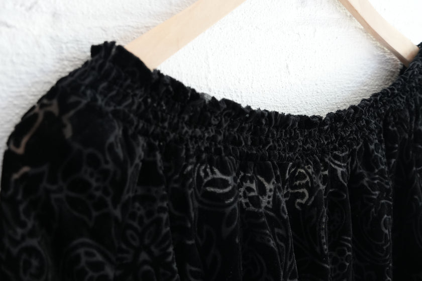 Tantrums Black Velvet Floral Burnout Off-Shoulder Top with Lace Trim Size Medium