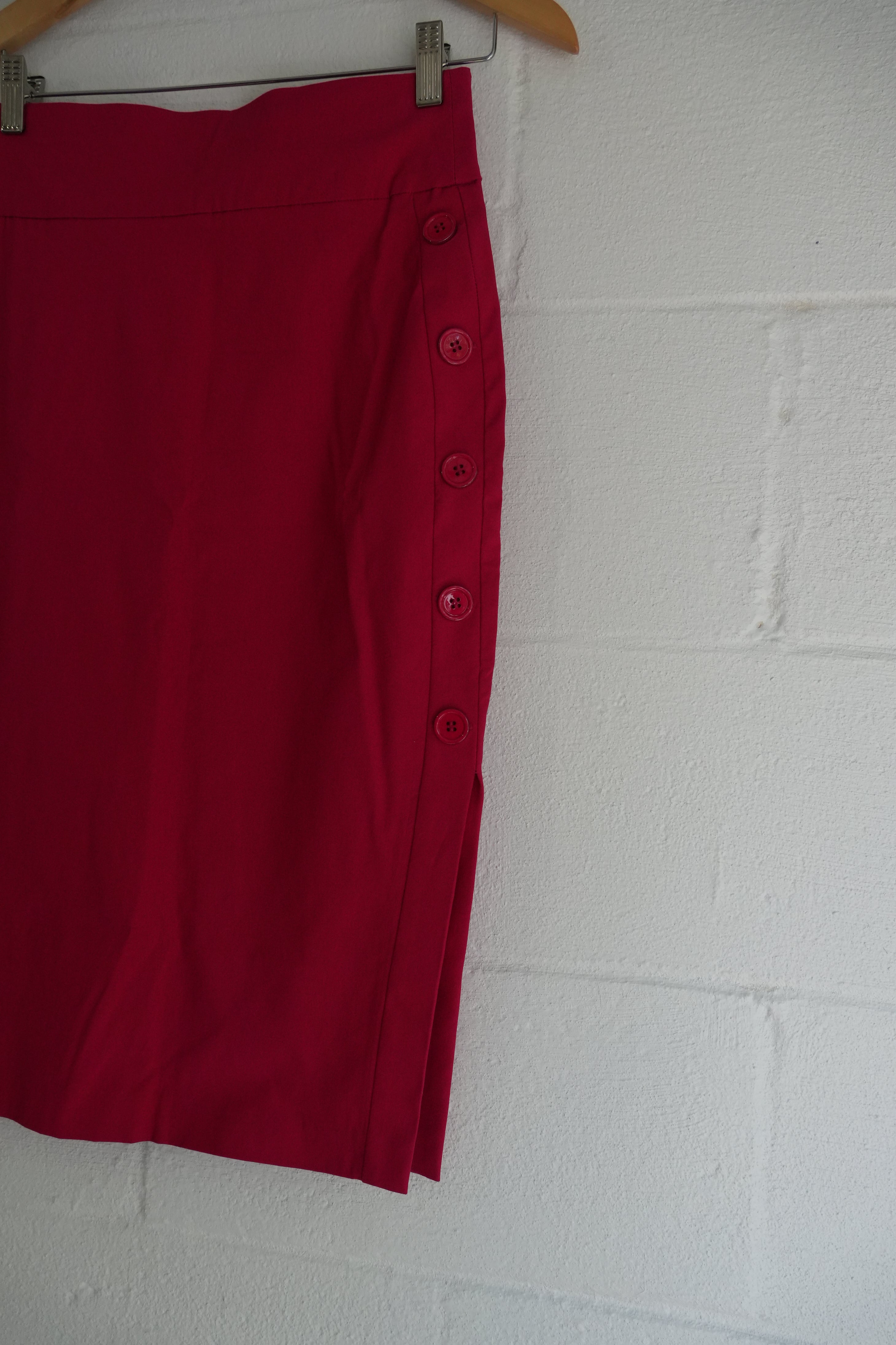 7th Avenue Design Studio Fuchsia Pencil Skirt with Side Buttons Size Small
