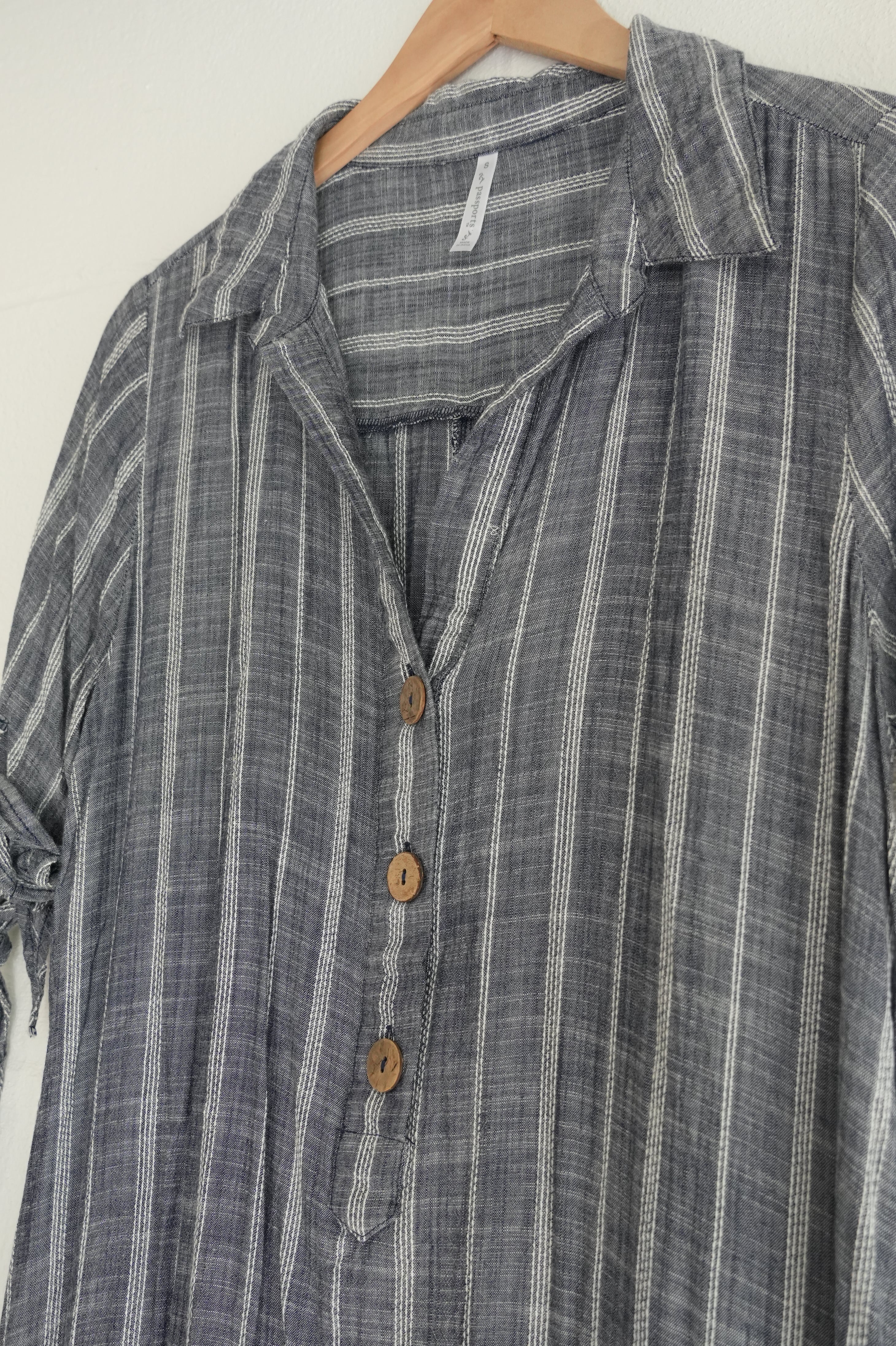 Passports Gray & White Striped Tunic Dress with Roll-Tab Sleeves and Wood Buttons Size Small