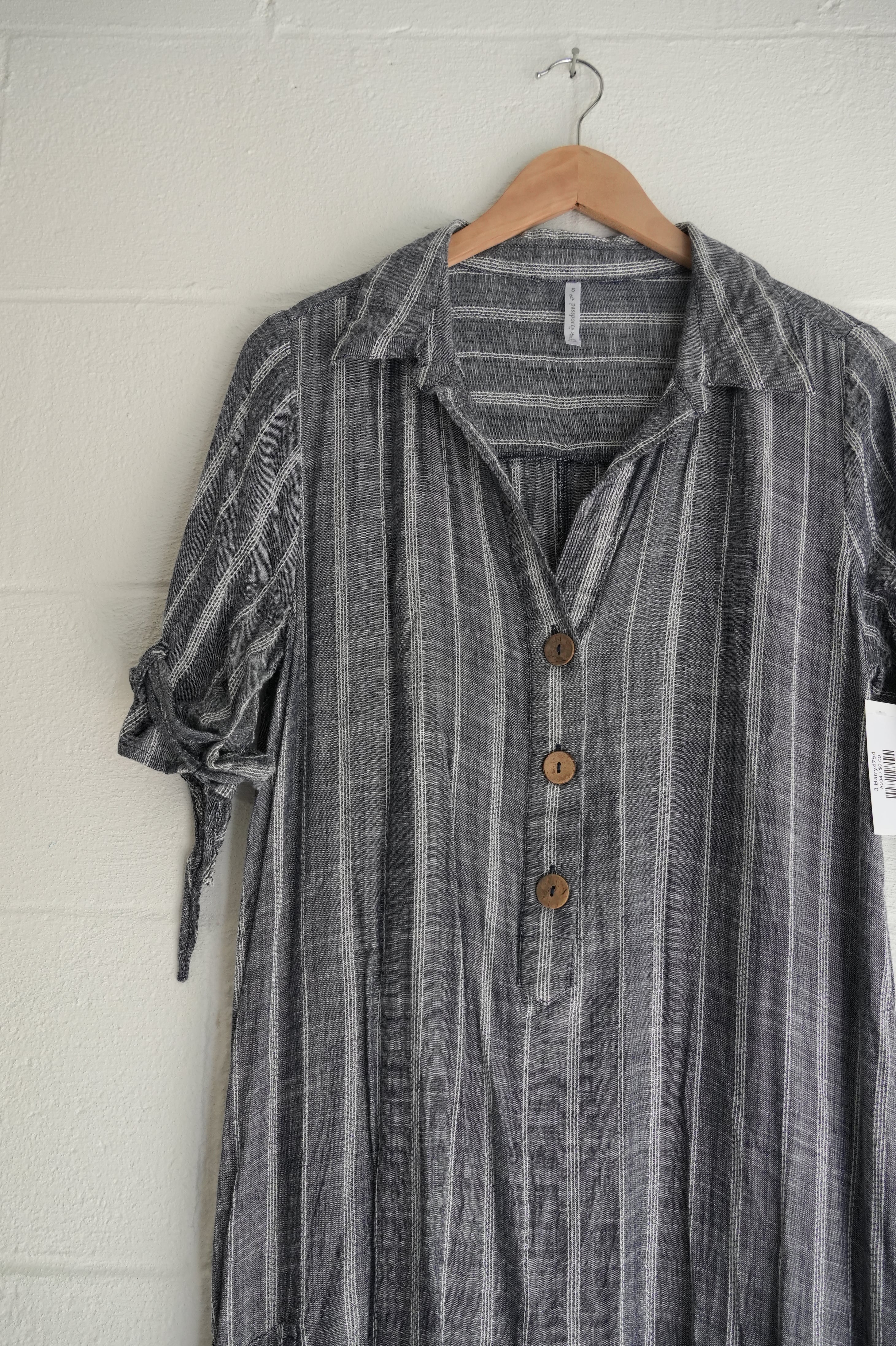 Passports Gray & White Striped Tunic Dress with Roll-Tab Sleeves and Wood Buttons Size Small
