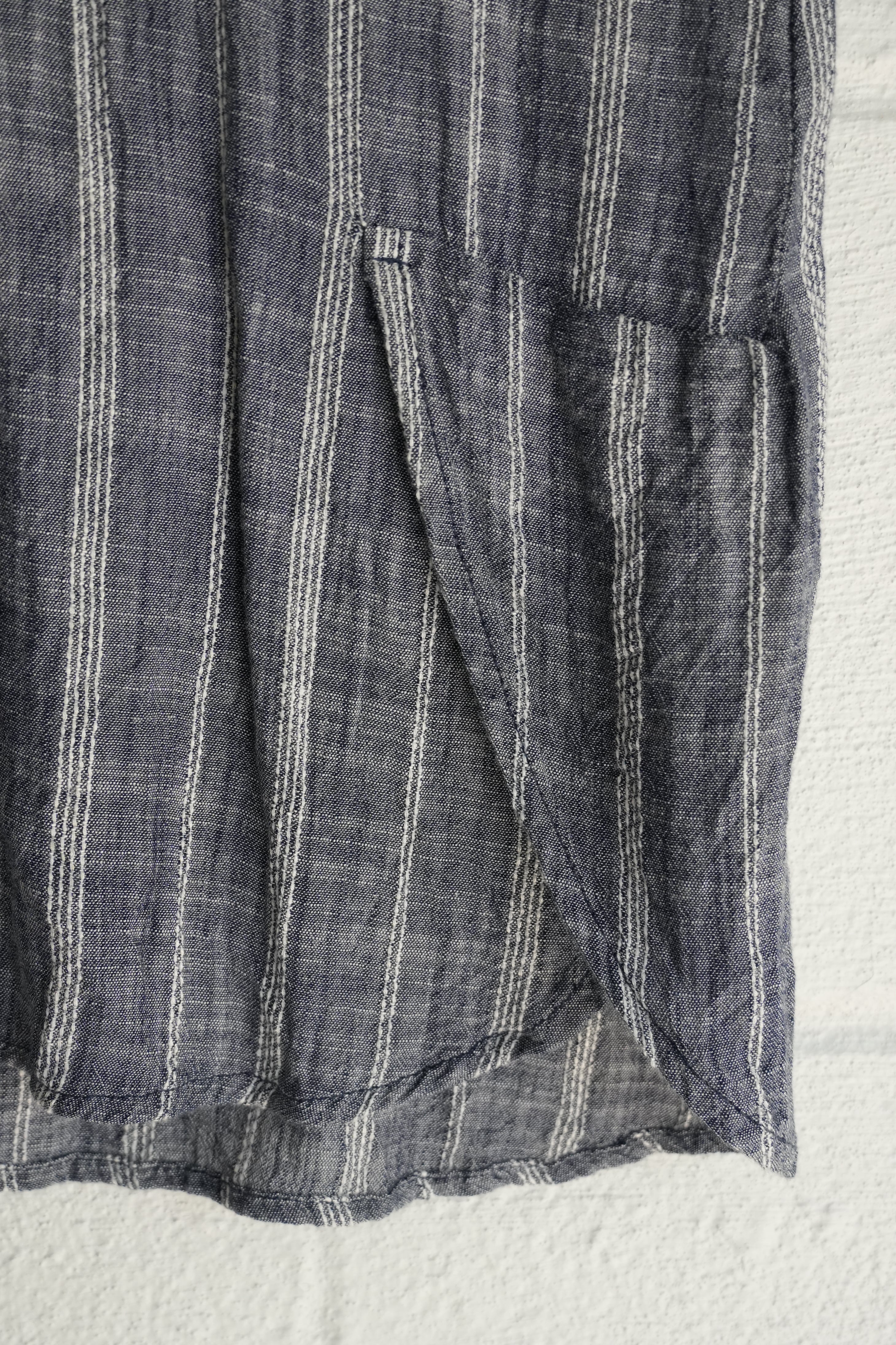 Passports Gray & White Striped Tunic Dress with Roll-Tab Sleeves and Wood Buttons Size Small