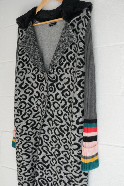 Dor Dor Couture Leopard Knit Cardigan Coat with Faux Fur Collar & Striped Cuffs Size Small