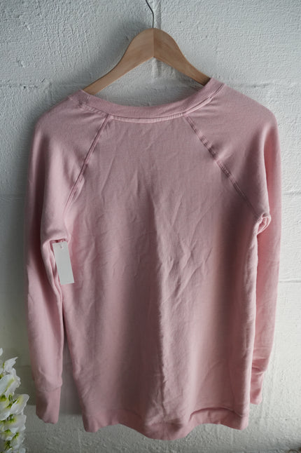 Jockey Pale Pink Raglan Crewneck Sweatshirt Size Small Sleeves have thumb holes