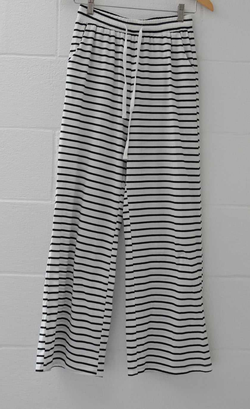 Black and White Striped Lounge Pants Size Small