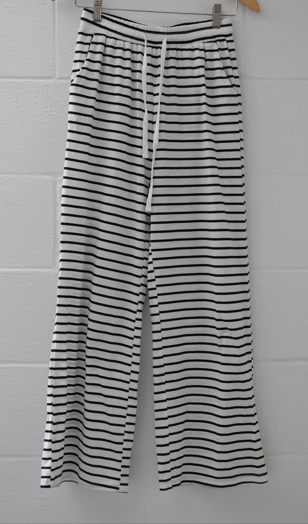 Black and White Striped Lounge Pants Size Small