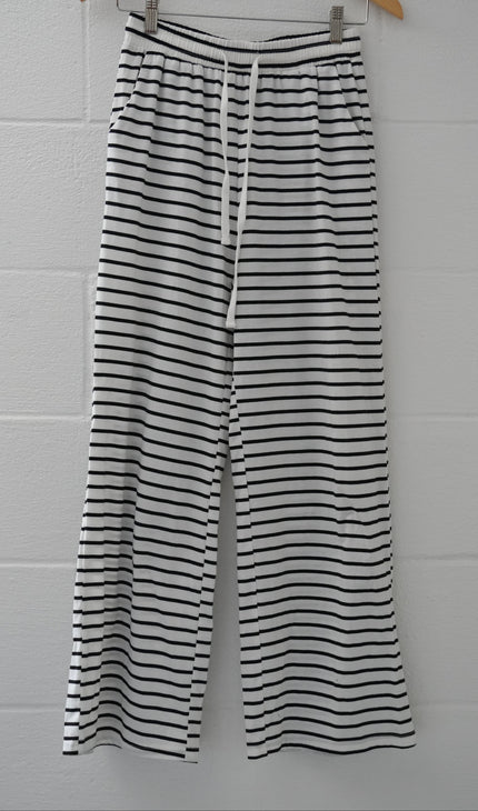 Black and White Striped Lounge Pants Size Small