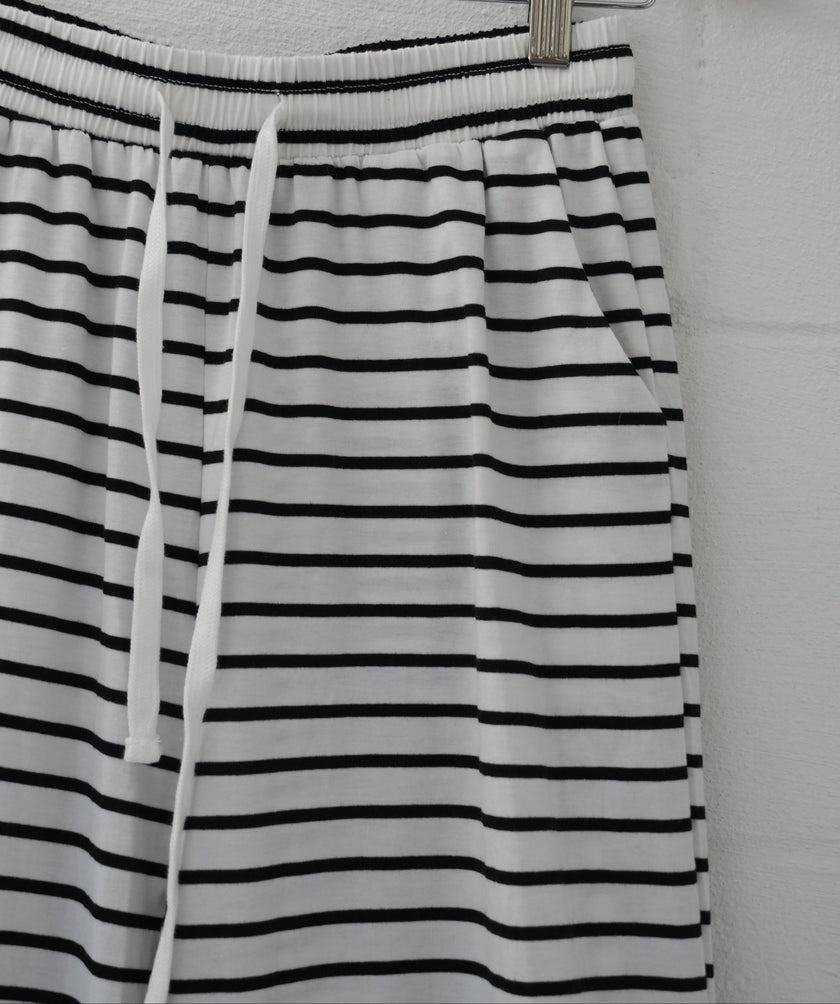 Black and White Striped Lounge Pants Size Small