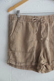 Gap Khaki Cuffed Shorts Size Medium