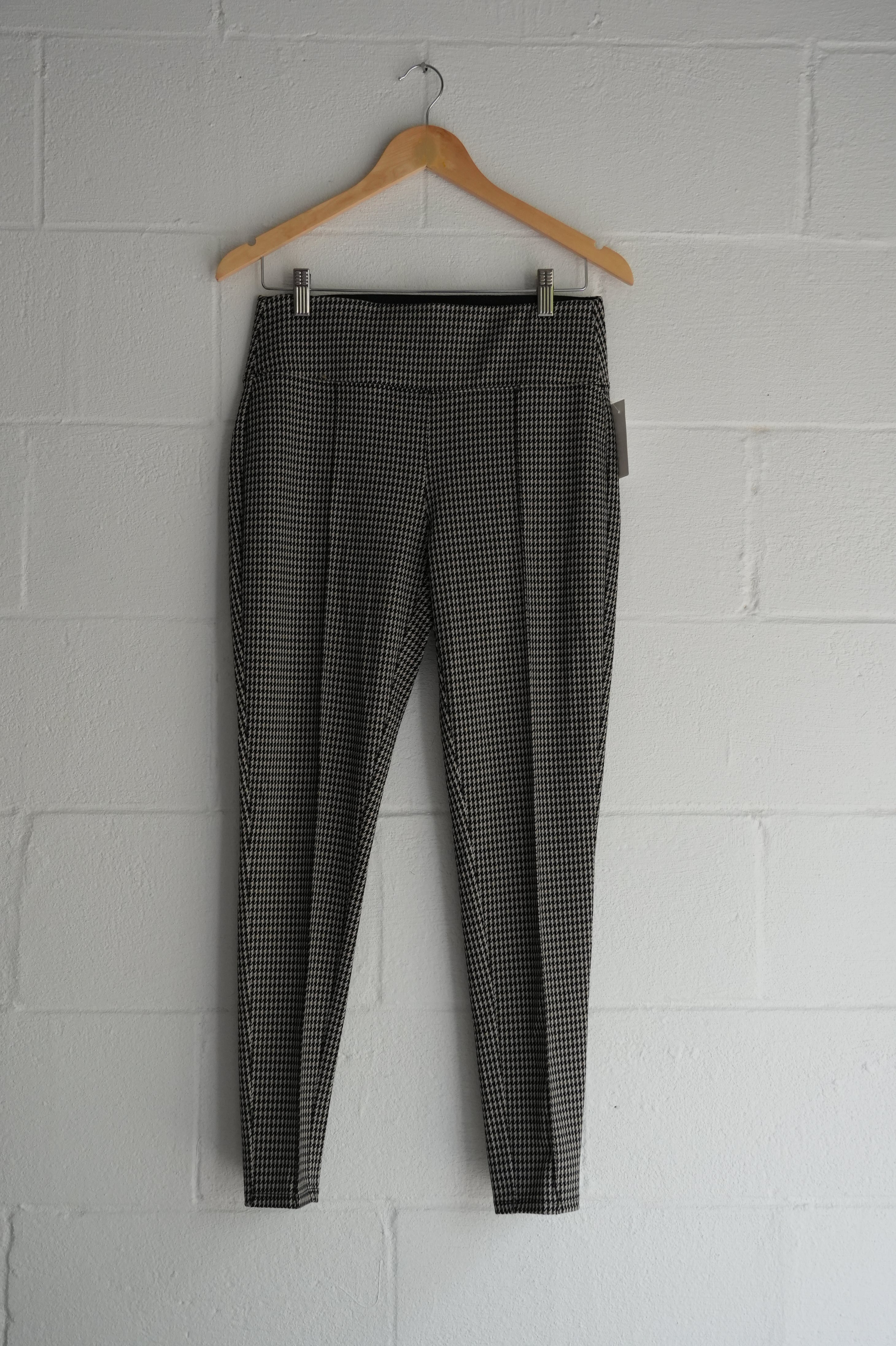 Houndstooth Pleated Slim Leg Trousers Size Medium