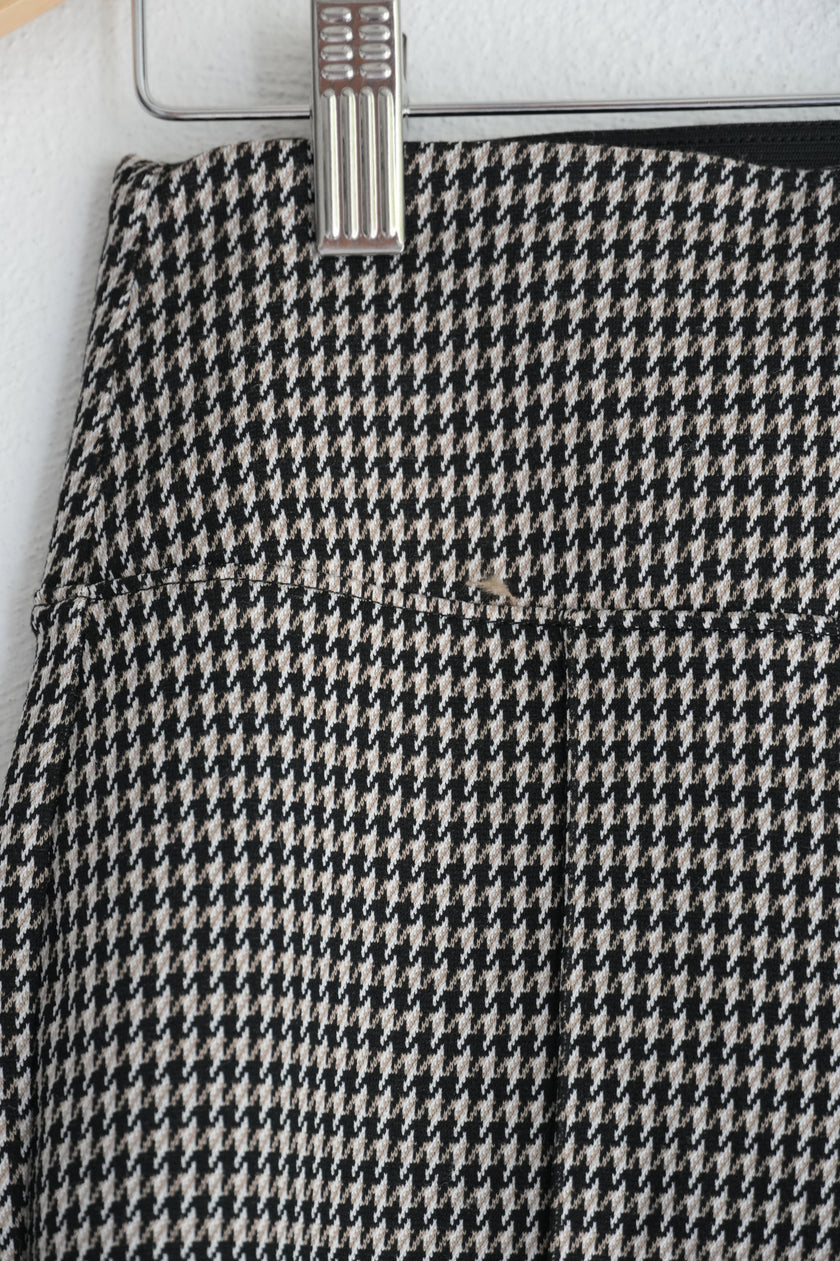 Houndstooth Pleated Slim Leg Trousers Size Medium