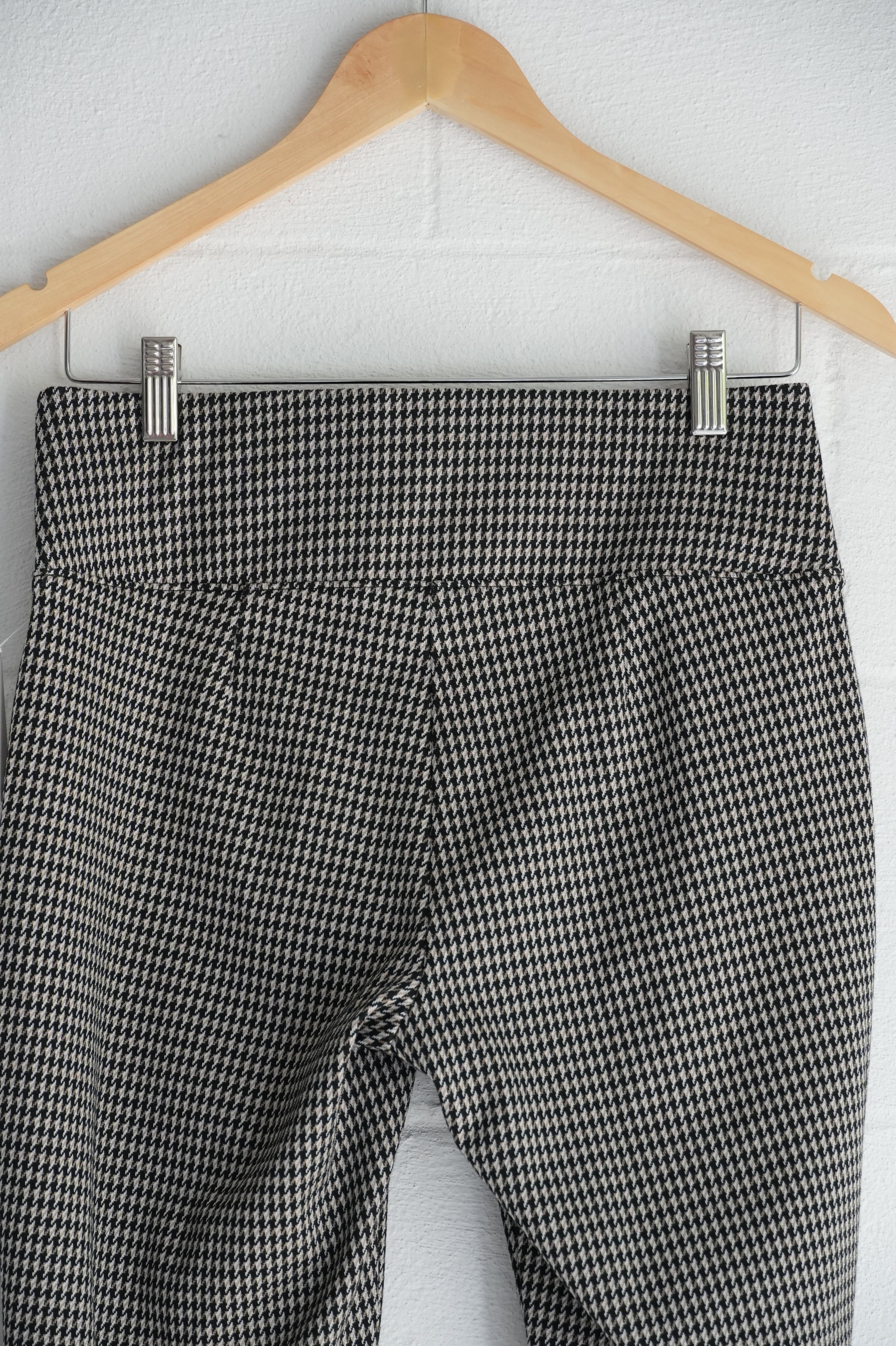 Houndstooth Pleated Slim Leg Trousers Size Medium