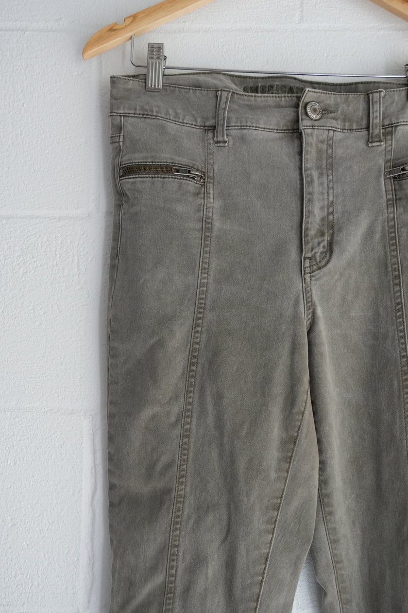 American Eagle Olive Green Skinny Jeans Size 8