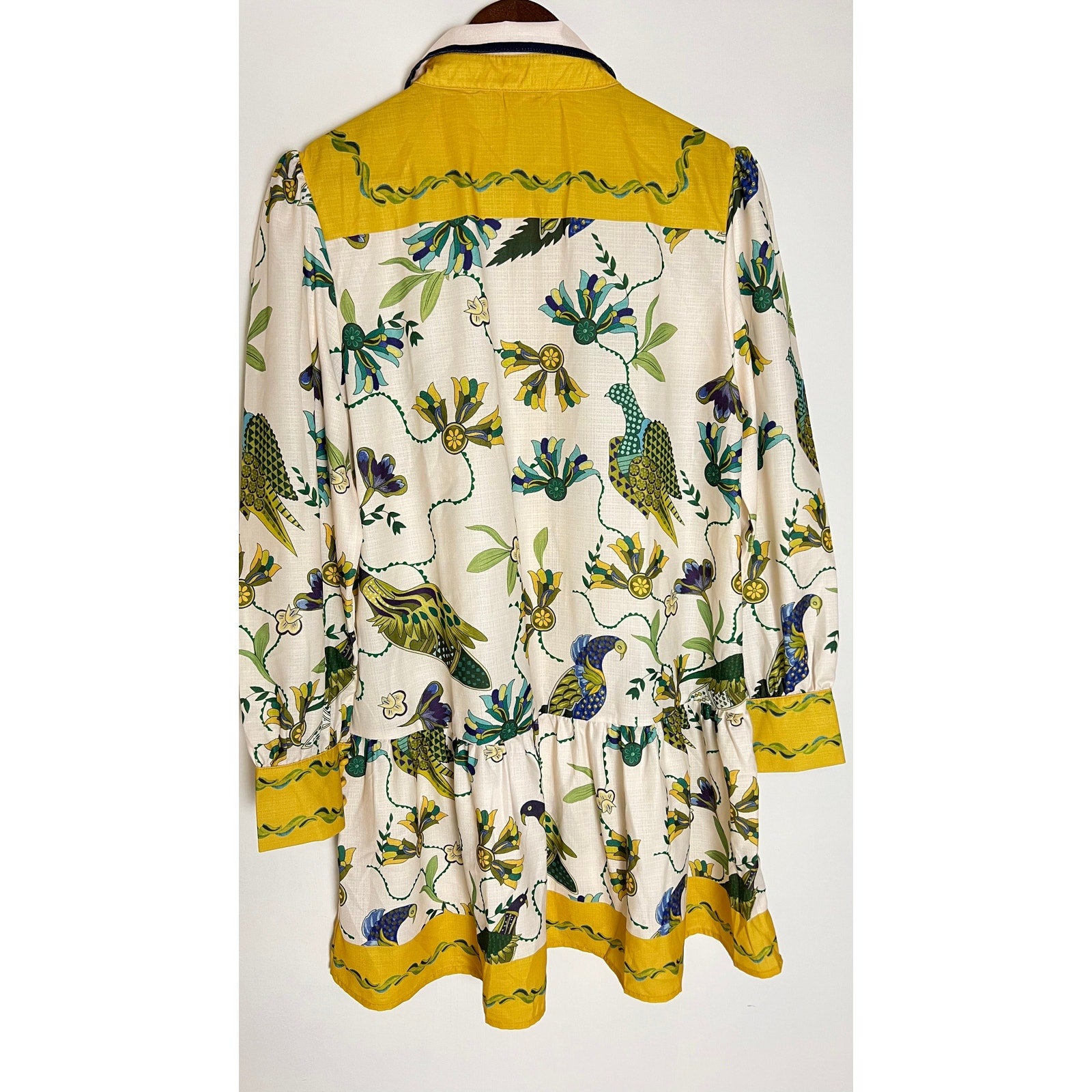 Button Up Long Sleeve Dress with Bold Bird Pattern Size Large