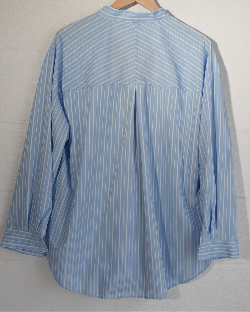 SHEIN Button Up Shirt Women Large Blue White Striped Contrast Trim Stand Collar