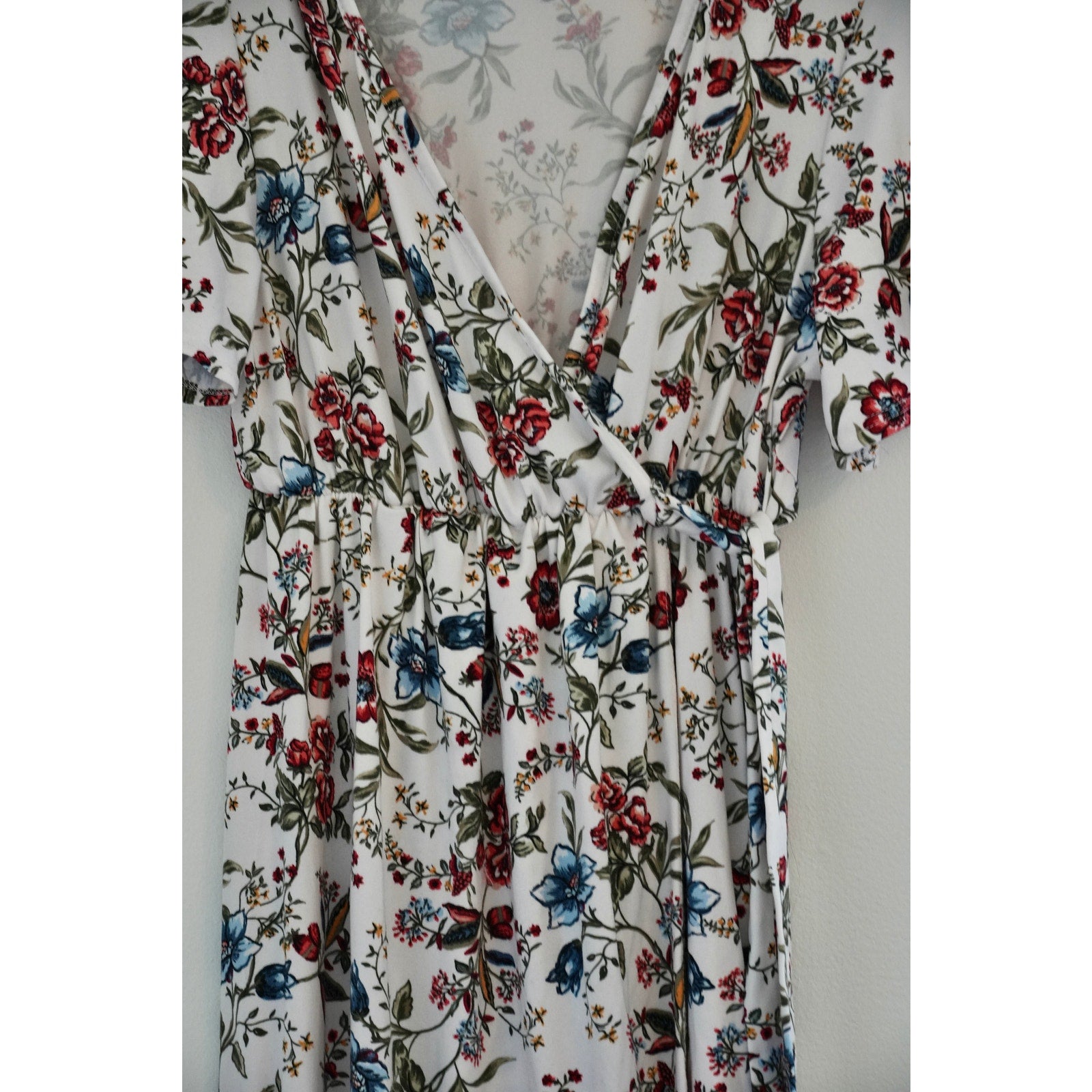 Love U Already Ivory Floral Maternity Dress Size S/M