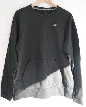 R Premium Black Sweatshirt Size Medium (38–40)