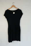 Cynthia Rowley Black Fit and Flare Short Sleeve Scoop Neck Midi Dress Womens M
