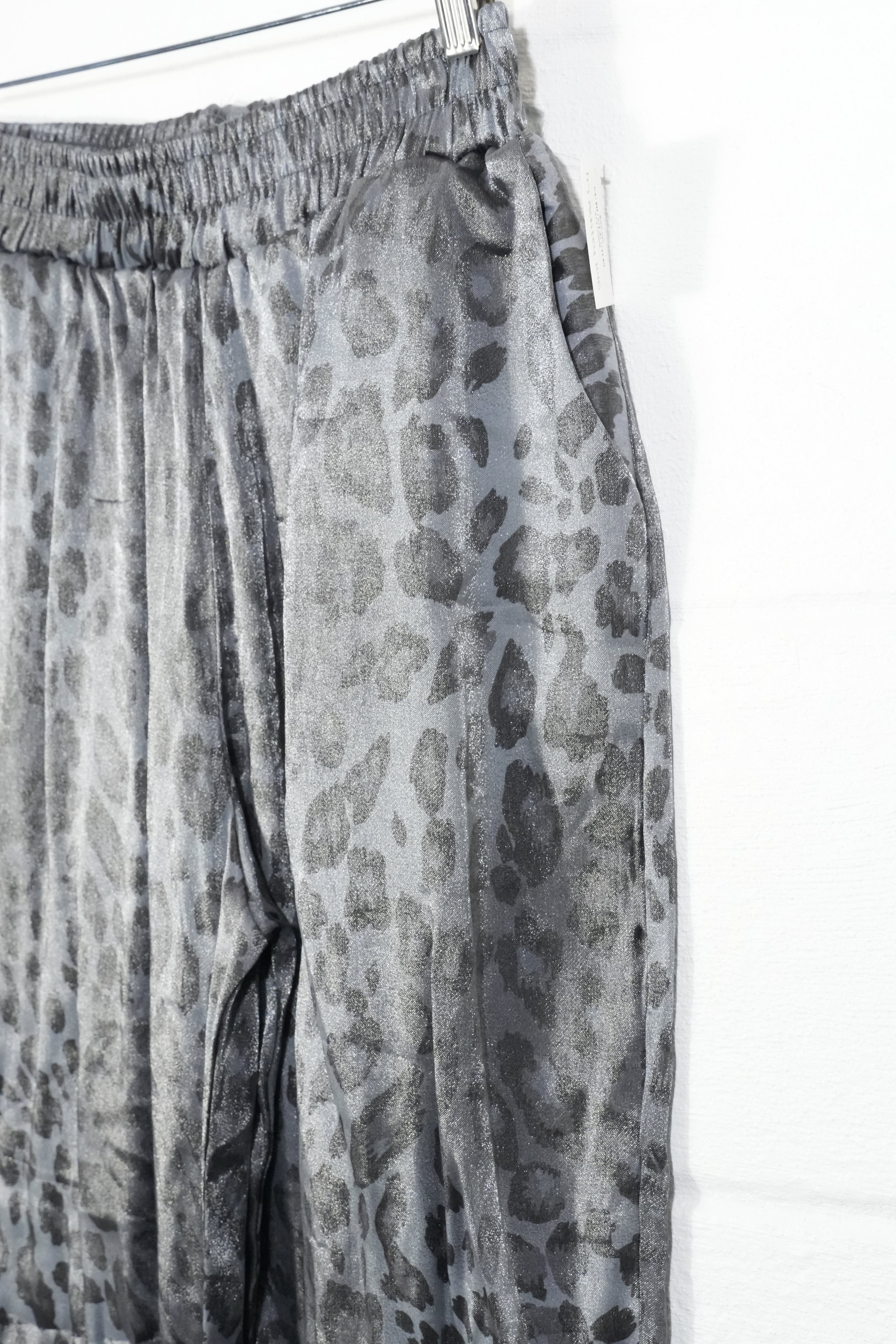 New Roni Wide Leg Pants Women Extra Large Gray Leopard Print Metallic Elastic