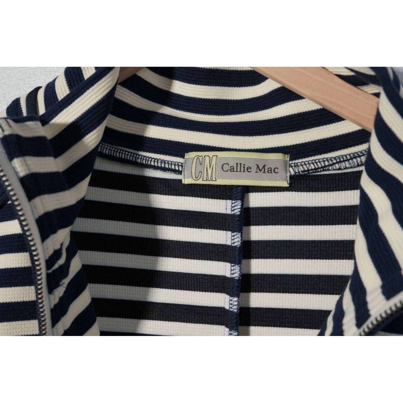 Callie Mac Striped Quarter Zip Vest Womens Large Navy White Sleeveless Top